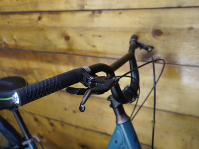 Specialized Roll Hybrid Bike