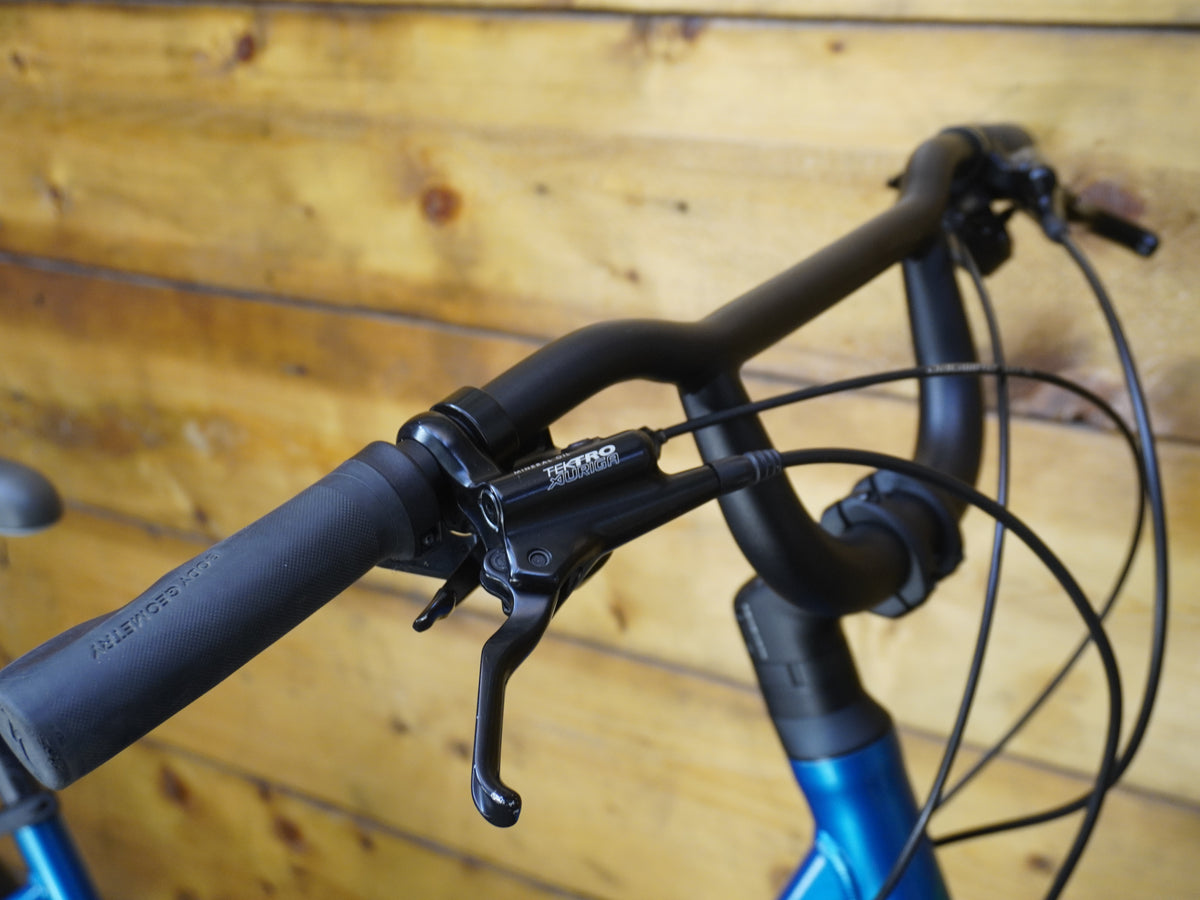 Specialized Roll Hybrid Bike