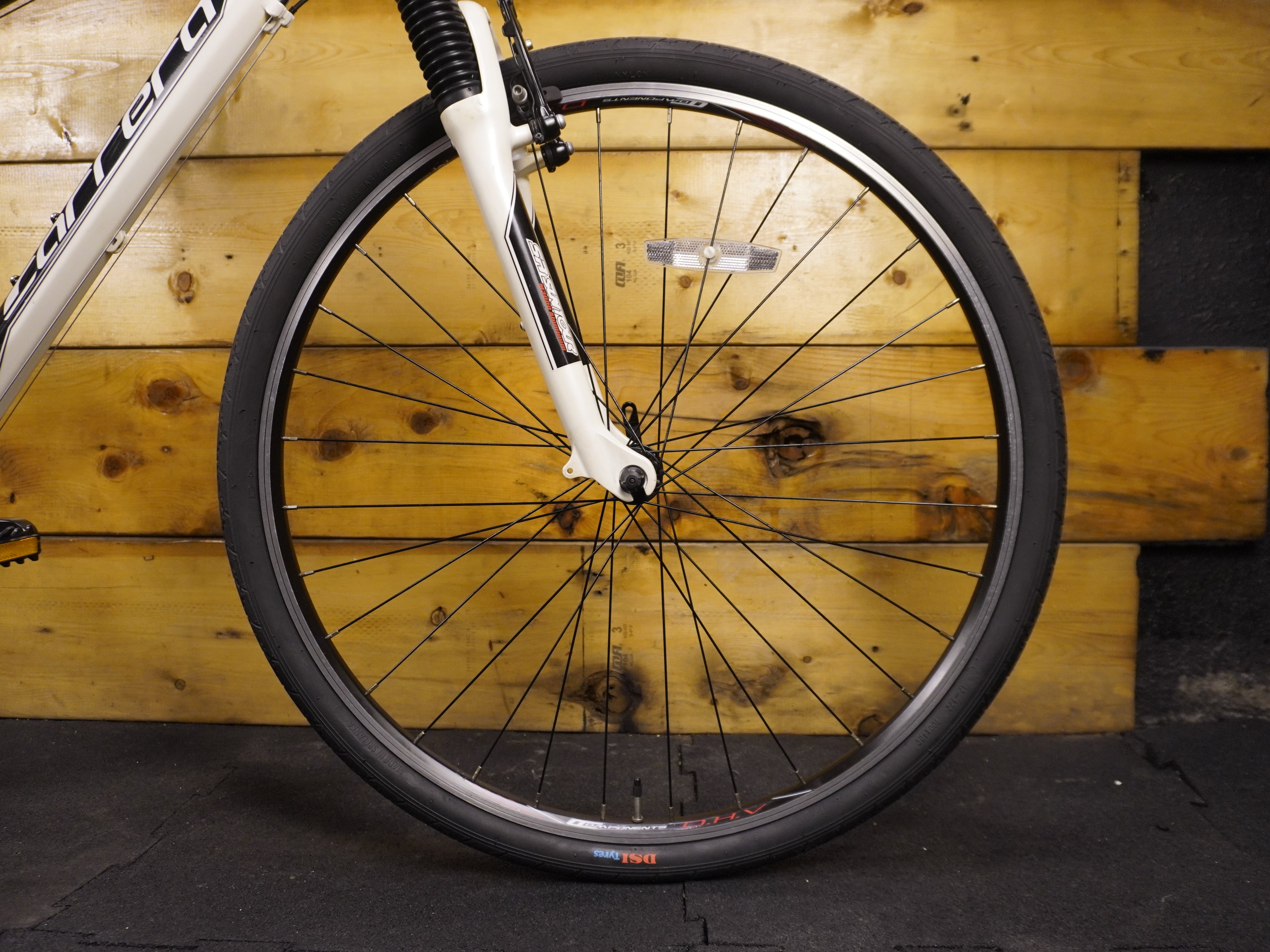 RENT Carrera Crossfire.1 Hybrid Bike