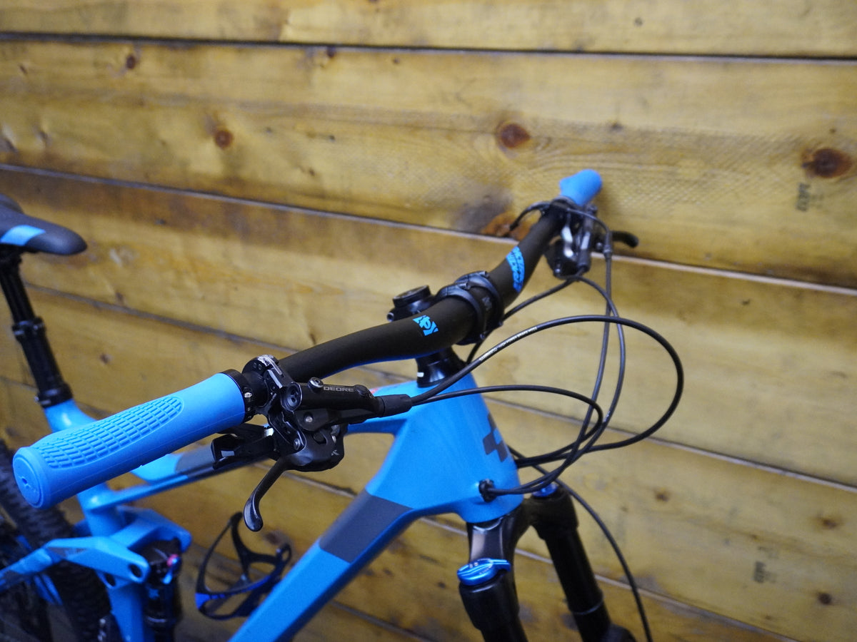 RENT Cube Stereo Race Mountain Bike