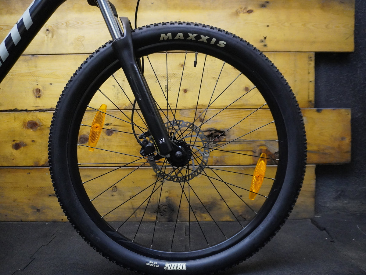 RENT Giant Talon 3 Mountain Bike