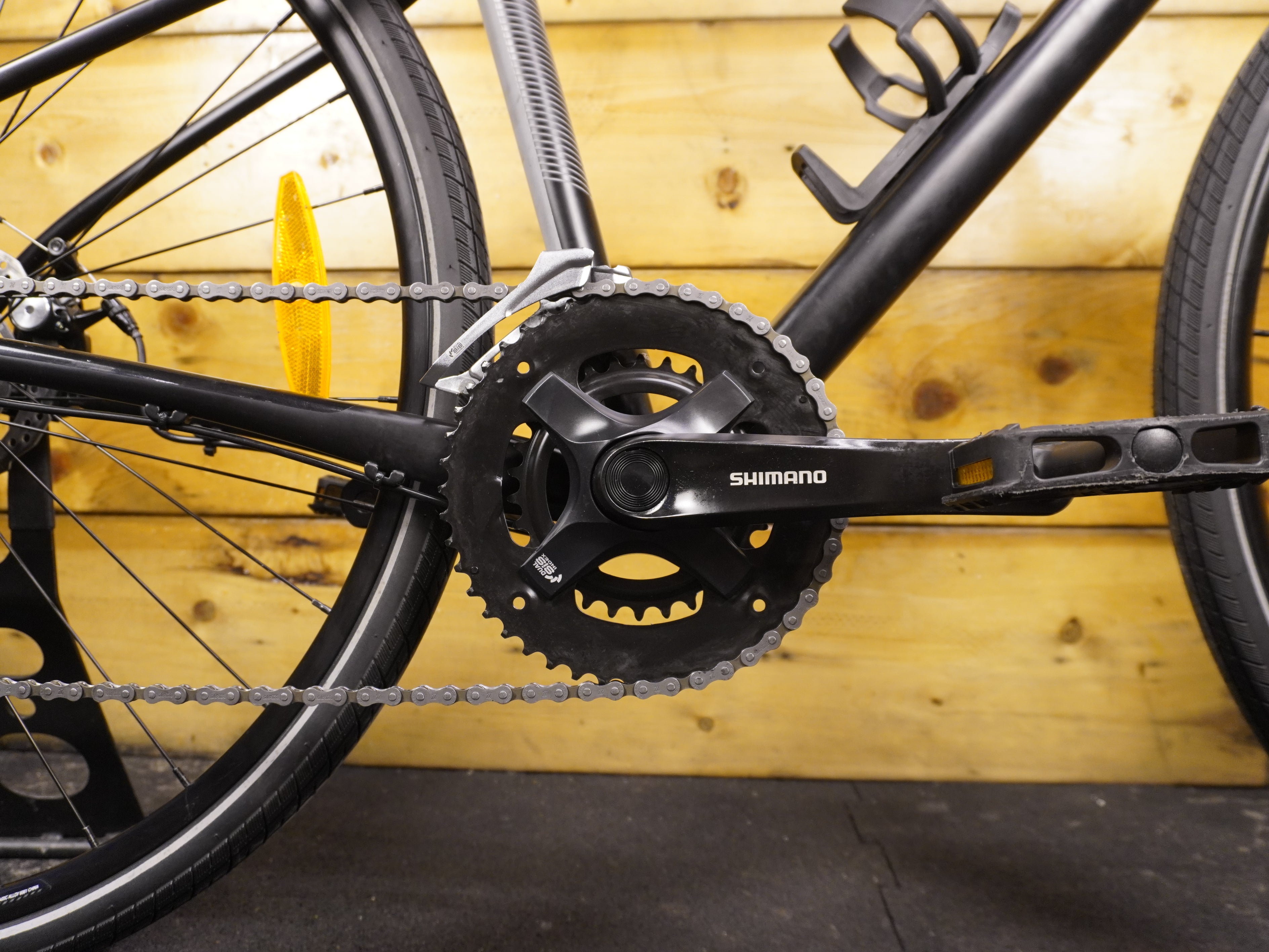 RENT Cannondale Quick 5 Hybrid Bike