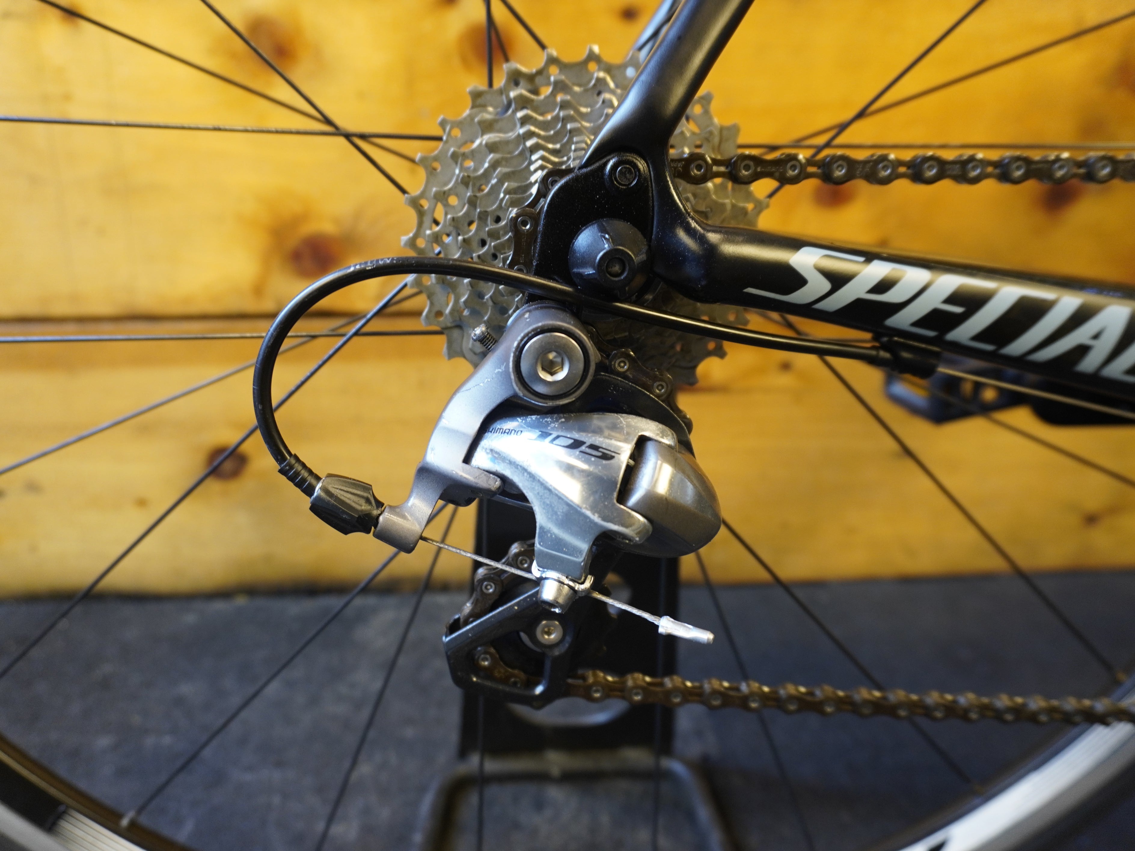 RENT Specialized Tarmac Elite Mid-Compact Road Bike