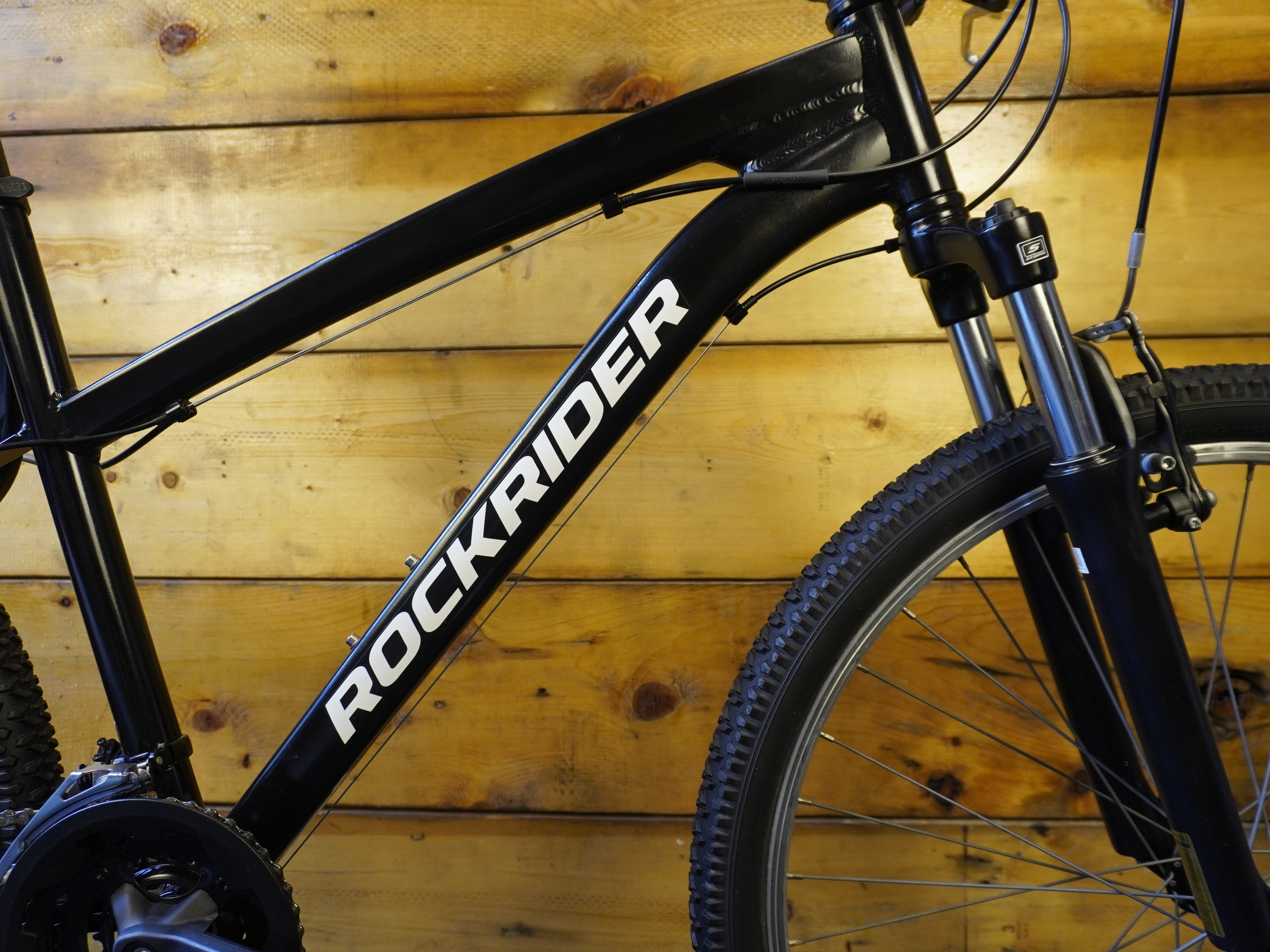RENT B'Twin Rockrider ST-50 Sport Trail Mountain Bike