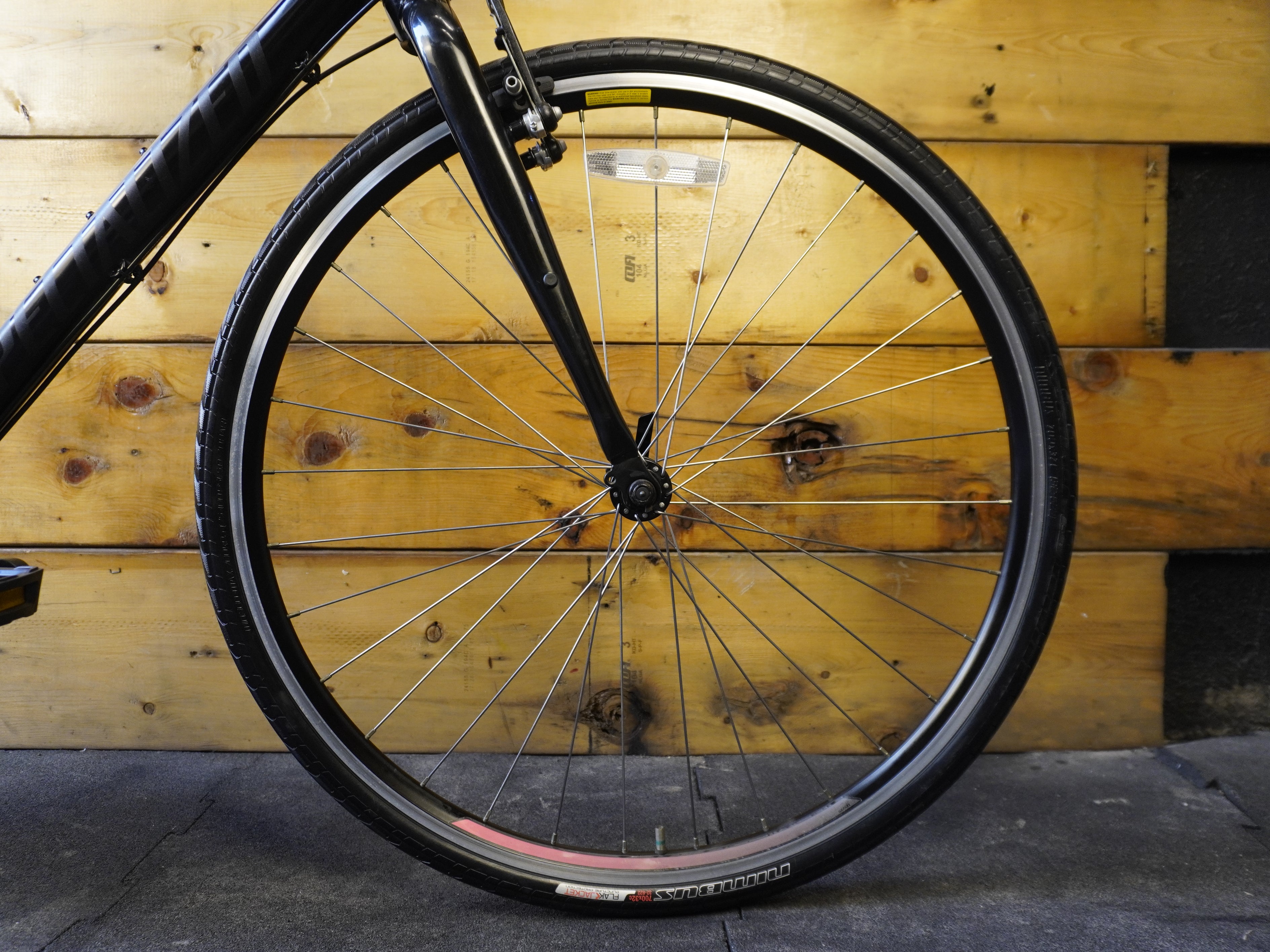 RENT Specialized Sirrus Hybrid Bike