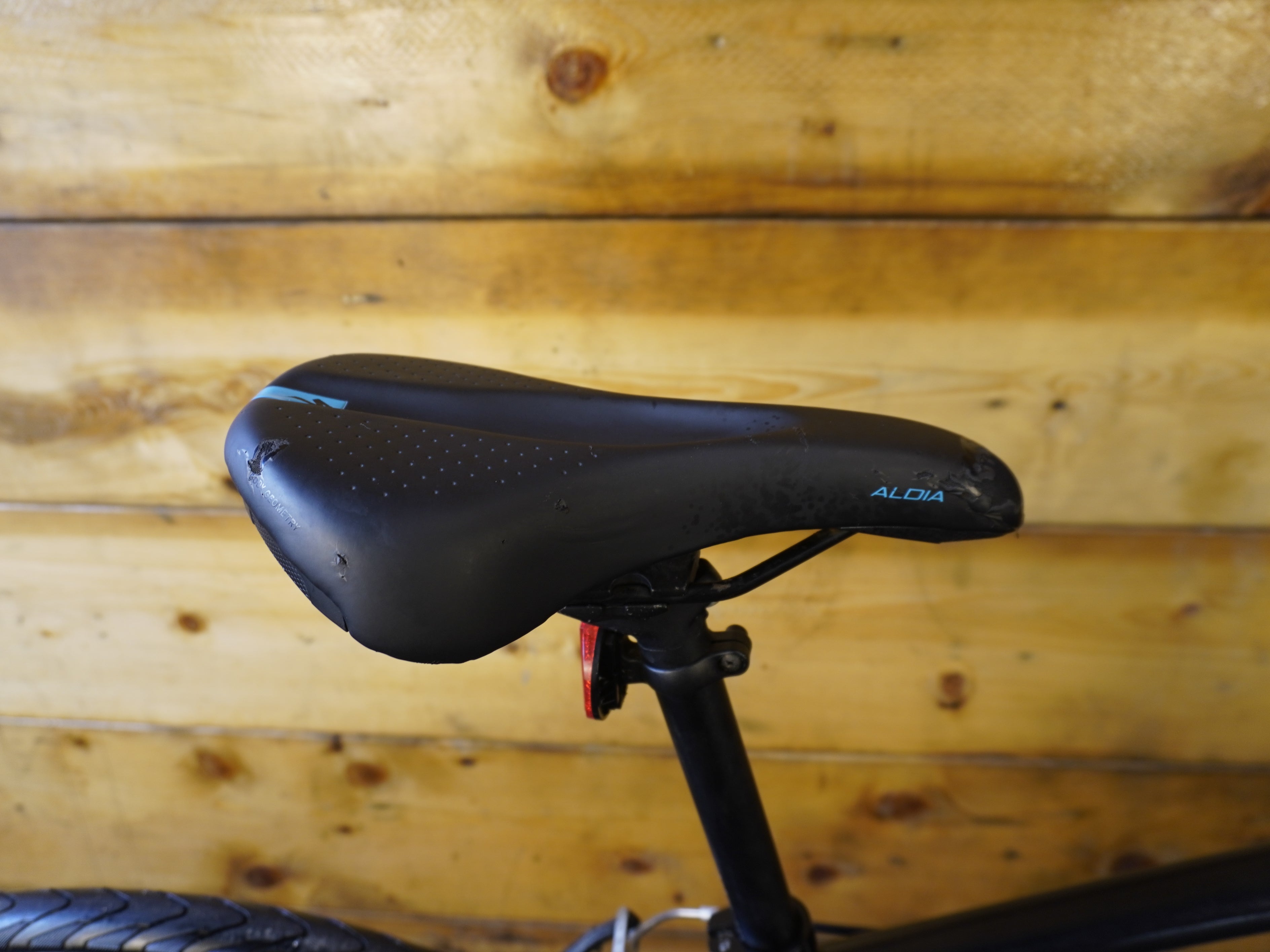 RENT Specialized Sirrus Hybrid Bike