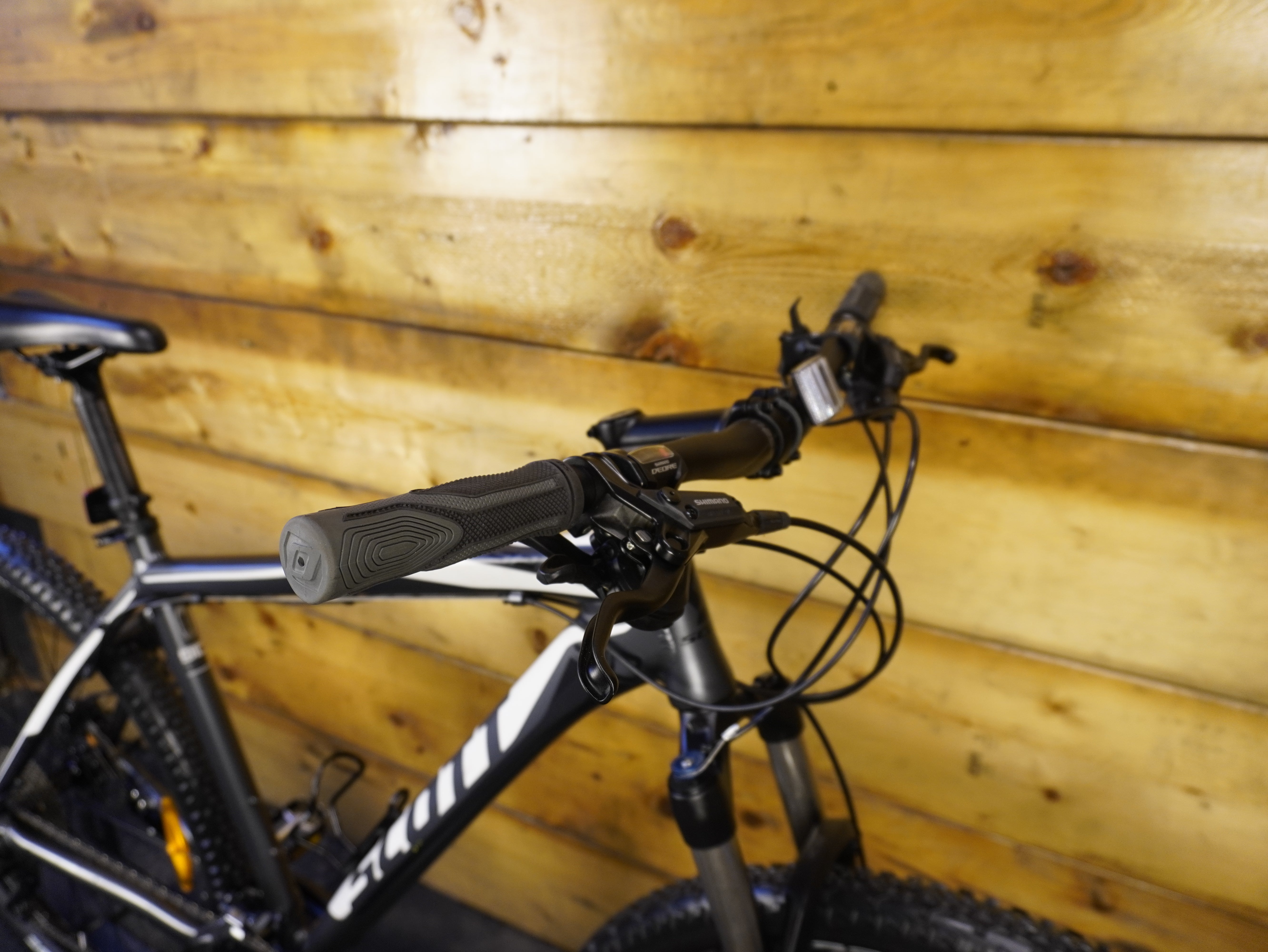 RENT Scott Aspect 910 Mountain Bike