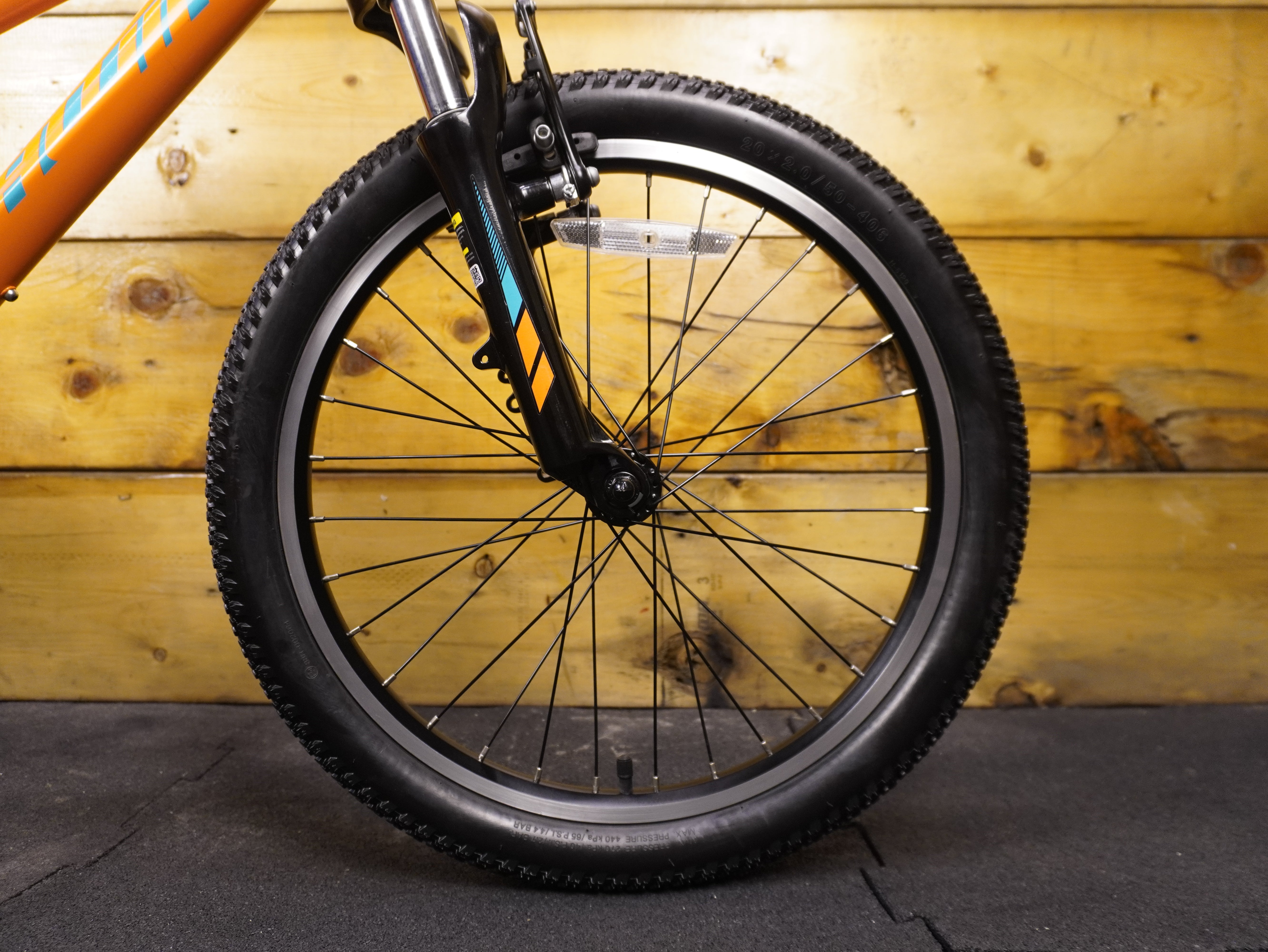 RENT Schwinn Mesa kids Bike