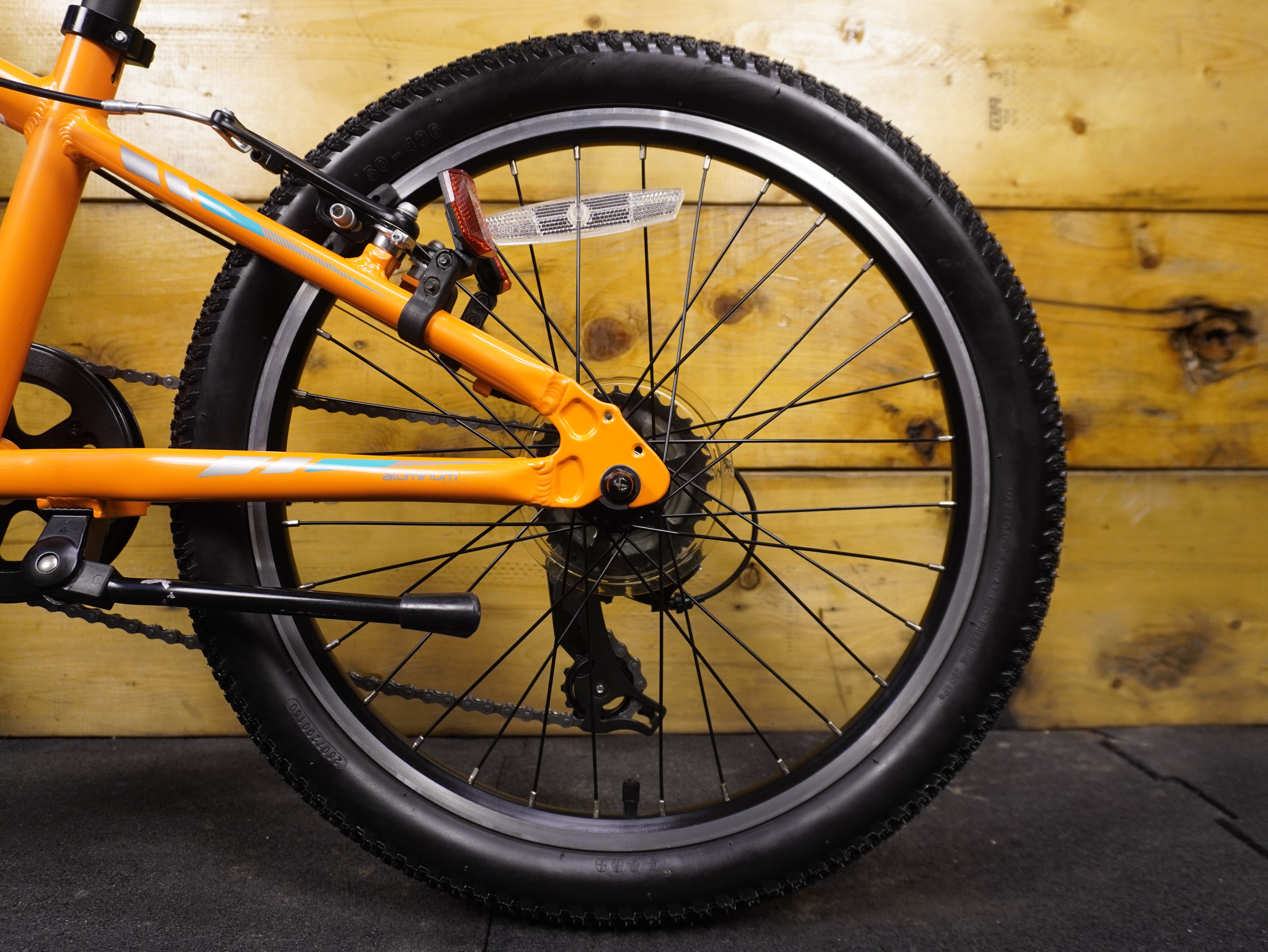 RENT Schwinn Mesa kids Bike