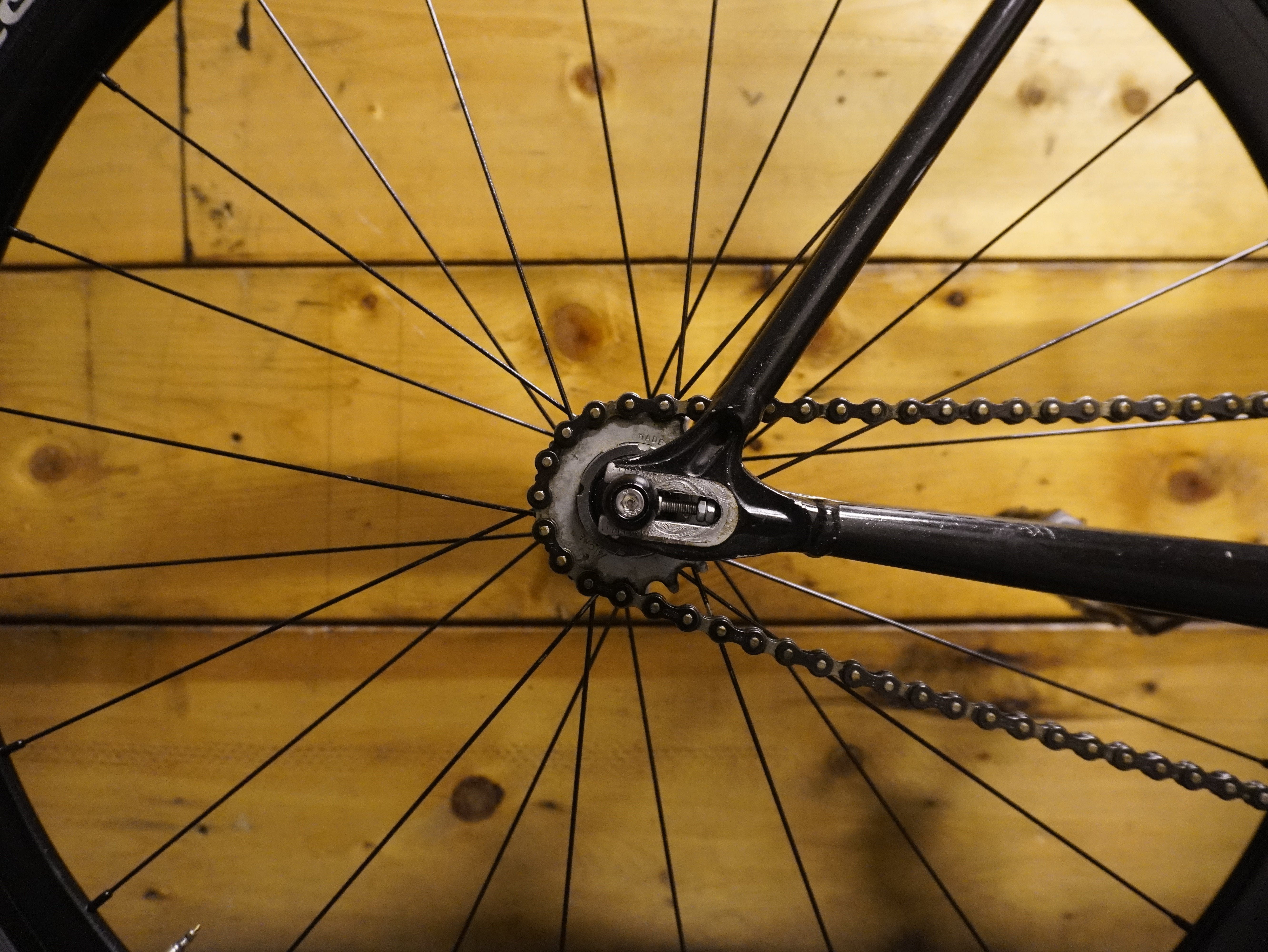 RENT Giant Fixer Fixie Bike