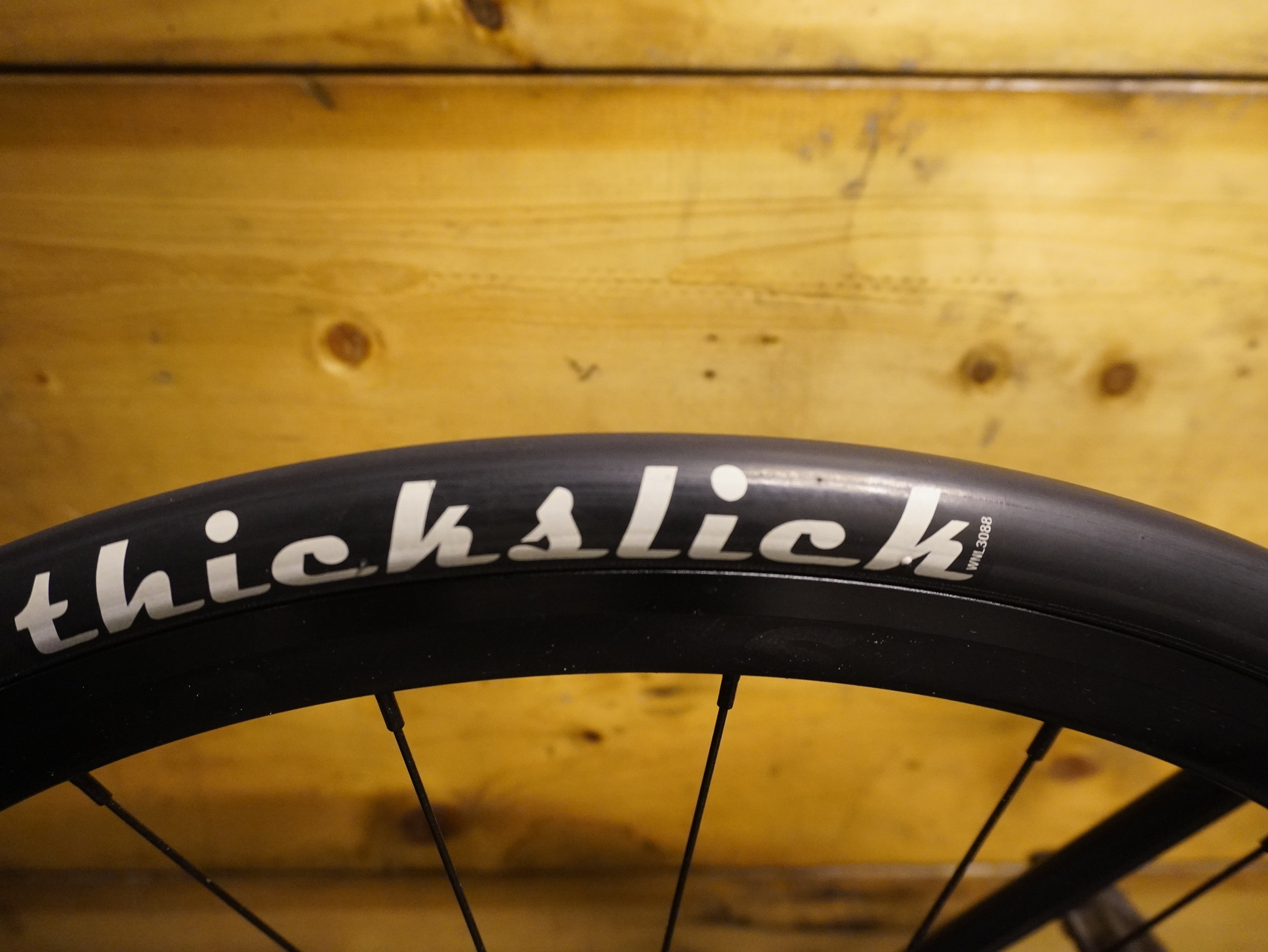 RENT Giant Fixer Fixie Bike