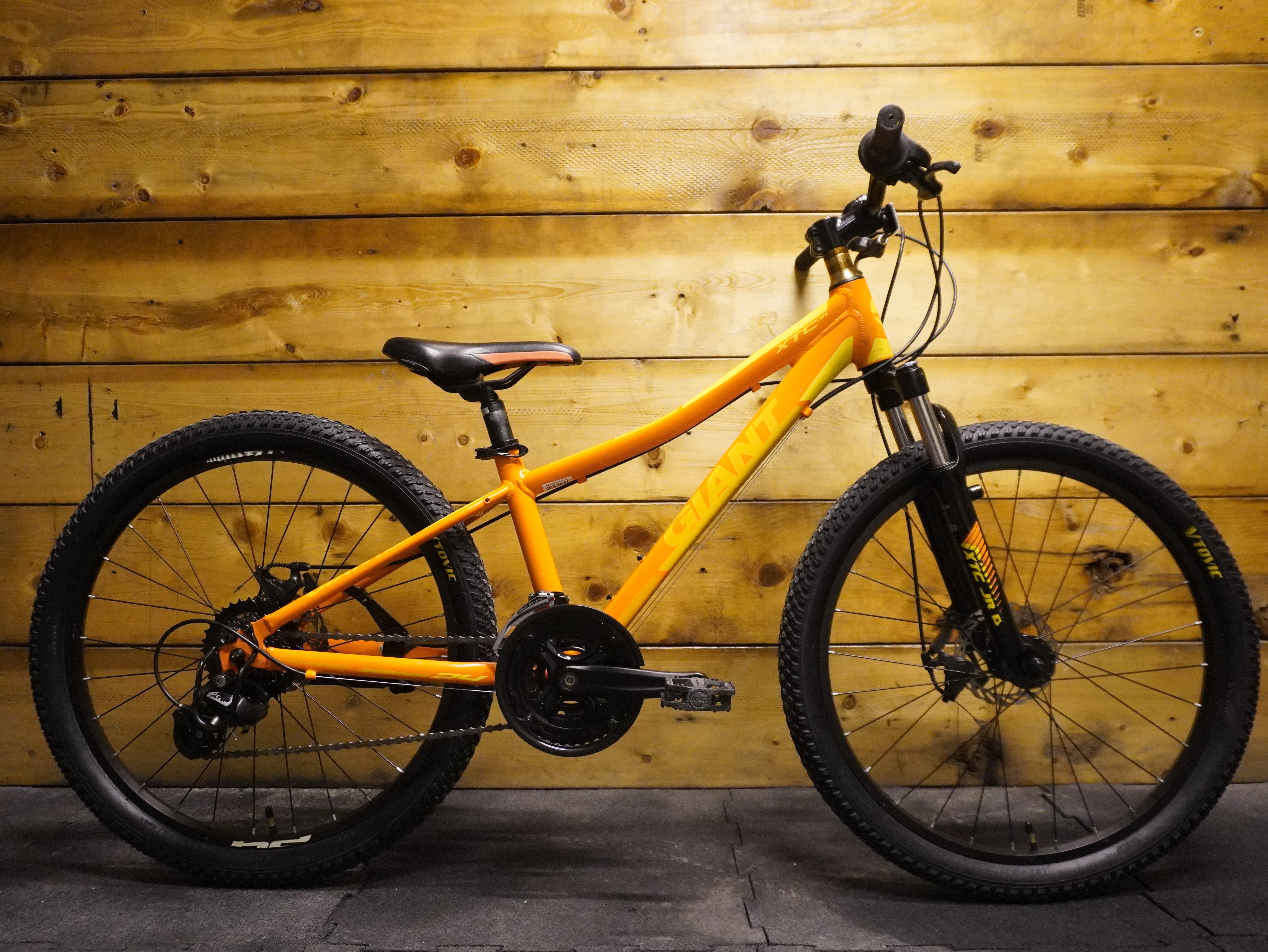 RENT Giant XTC Jr 24 kids Bike