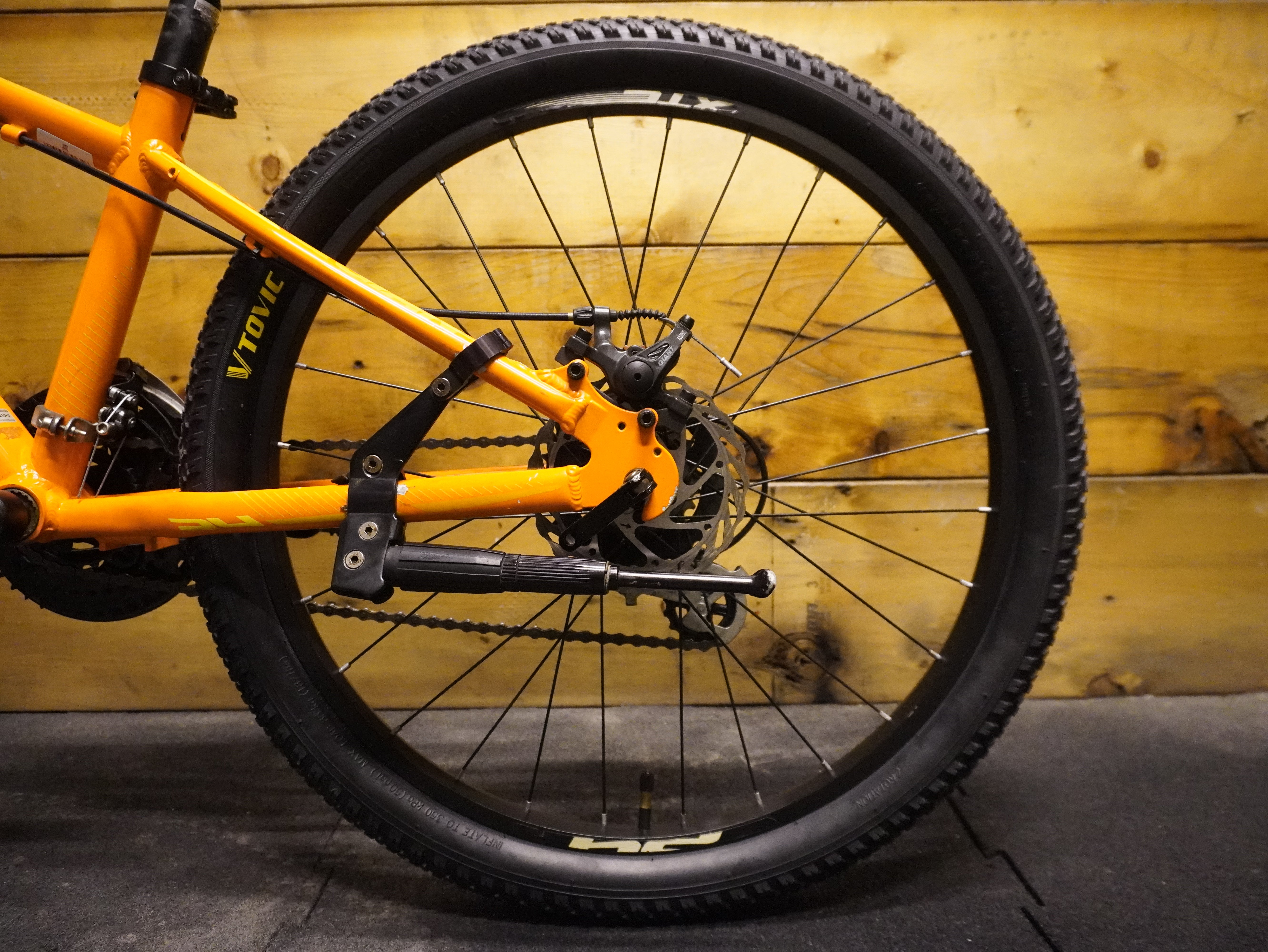 RENT Giant XTC Jr 24 kids Bike