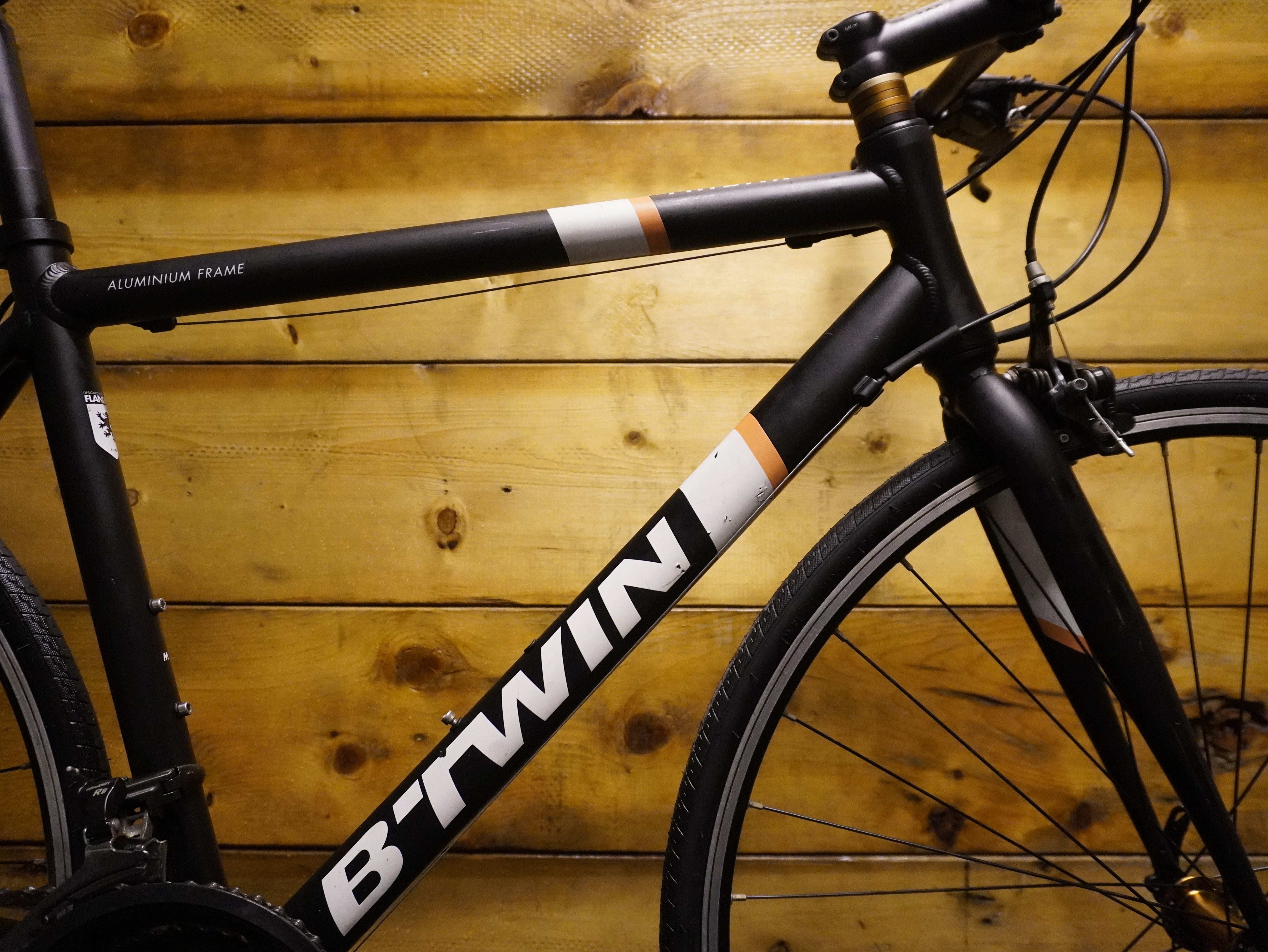 RENT B'Twin Triban 500 Hybrid Bike