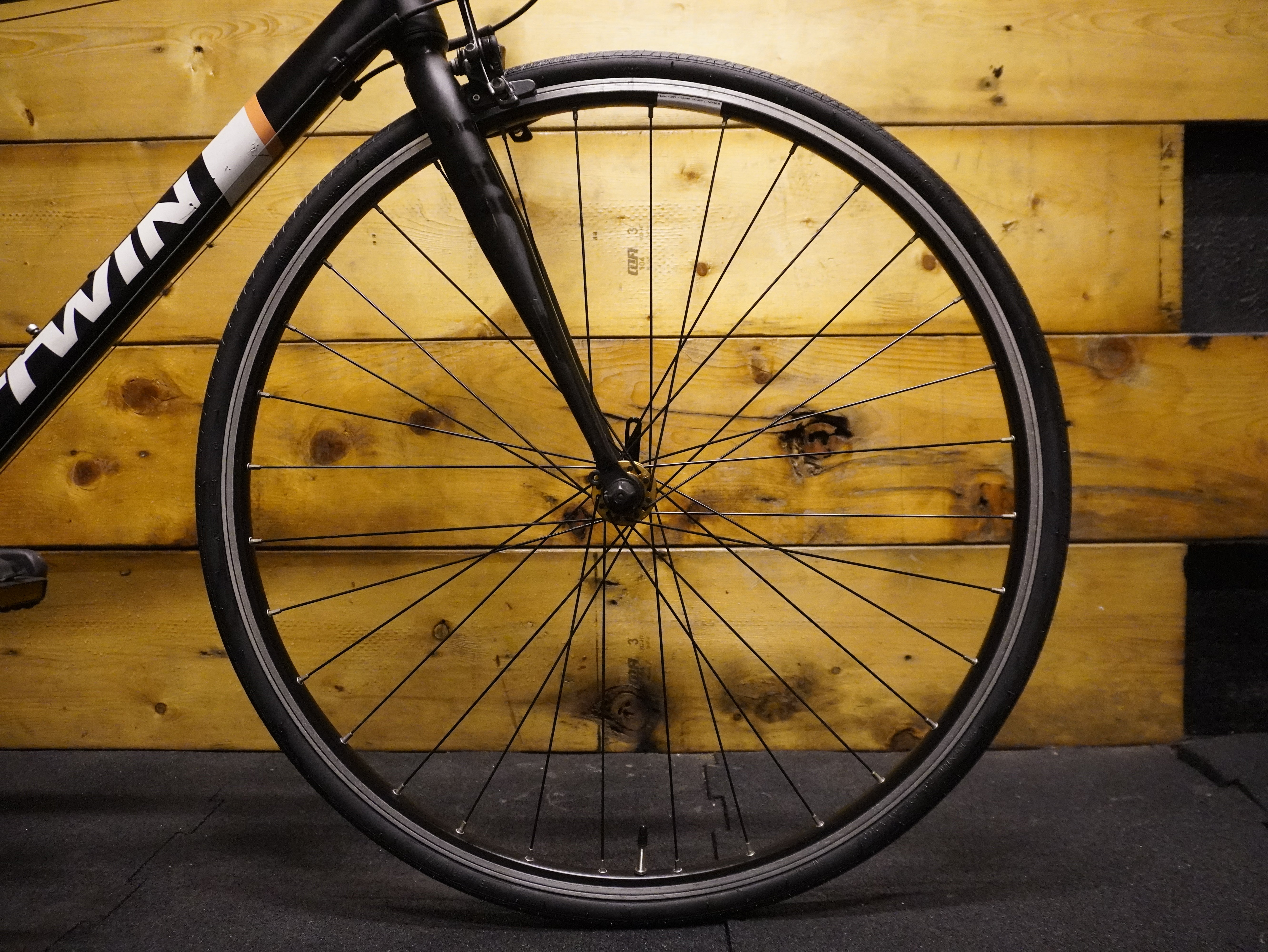 RENT B'Twin Triban 500 Hybrid Bike