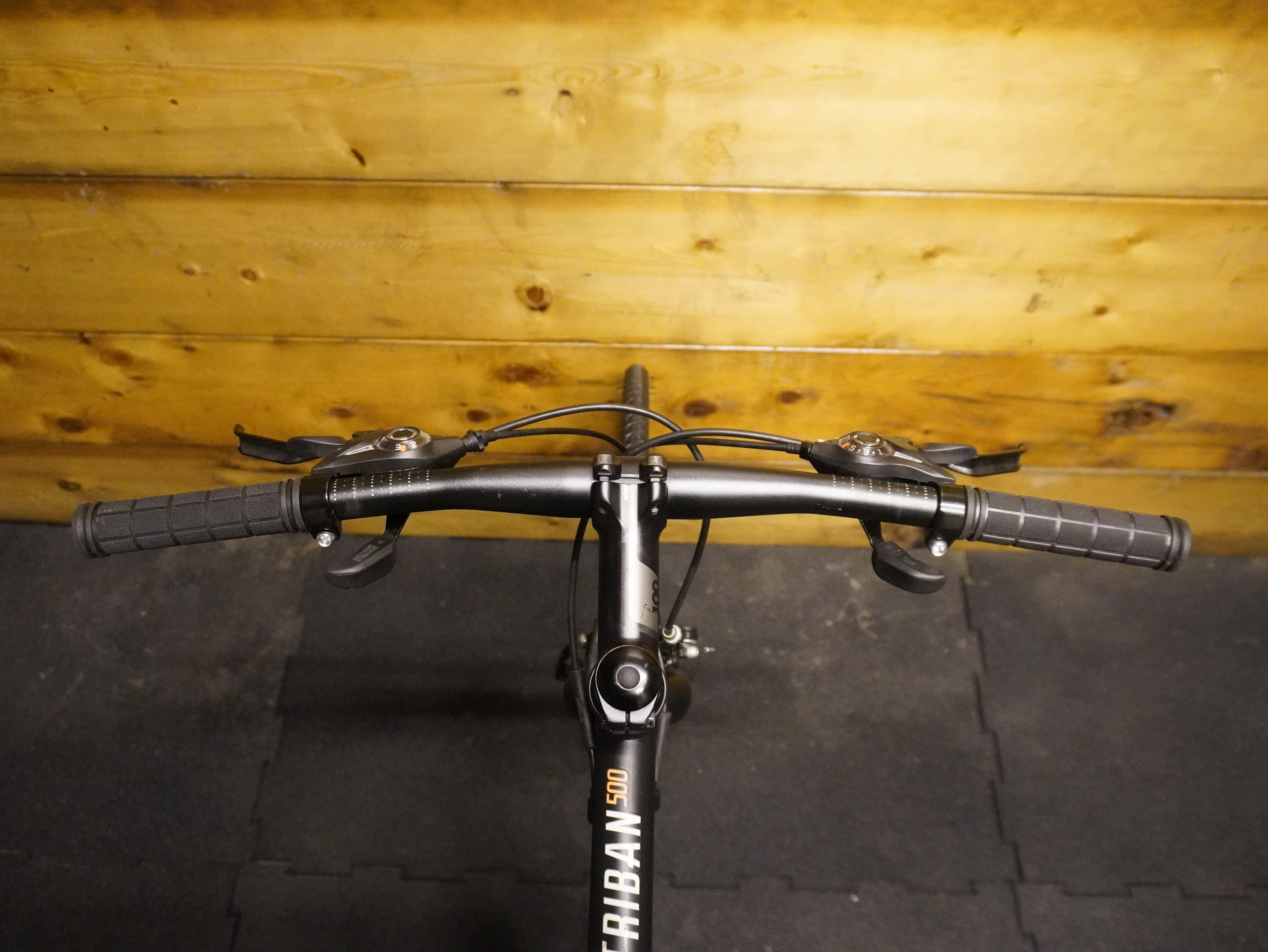 RENT B'Twin Triban 500 Hybrid Bike