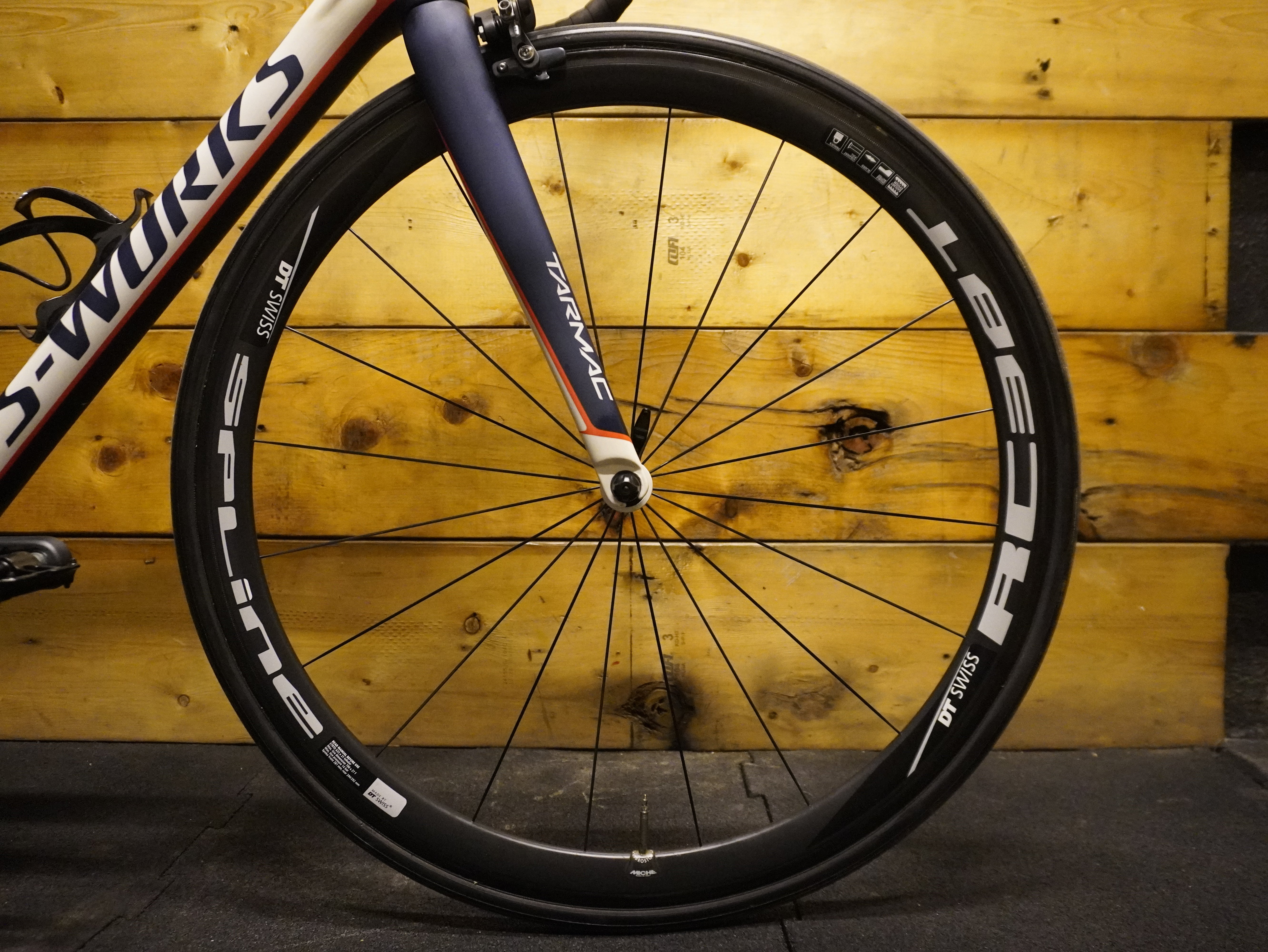 RENT Specialized S-Works Tarmac SL5 Road Bike