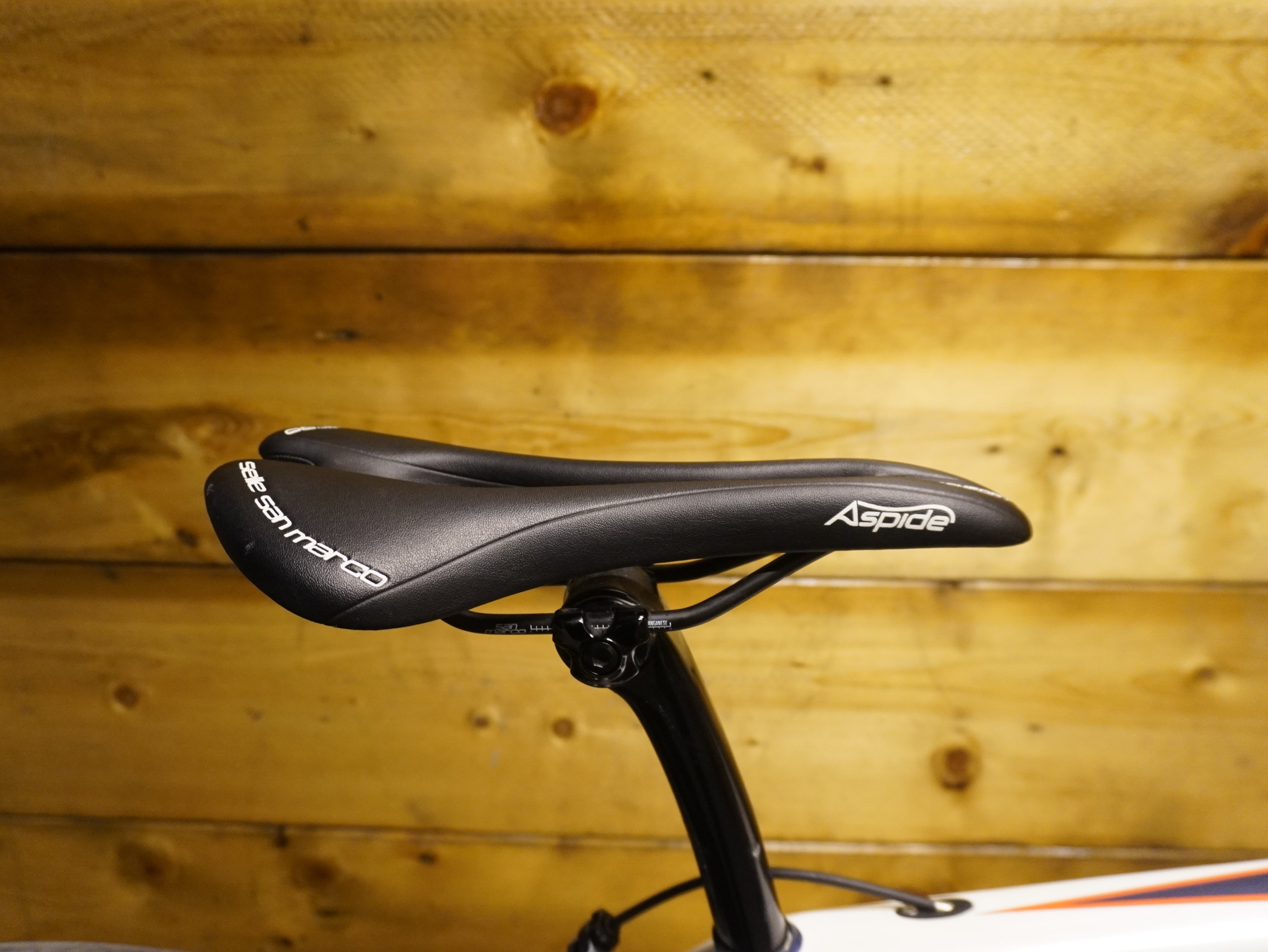 RENT Specialized S-Works Tarmac SL5 Road Bike