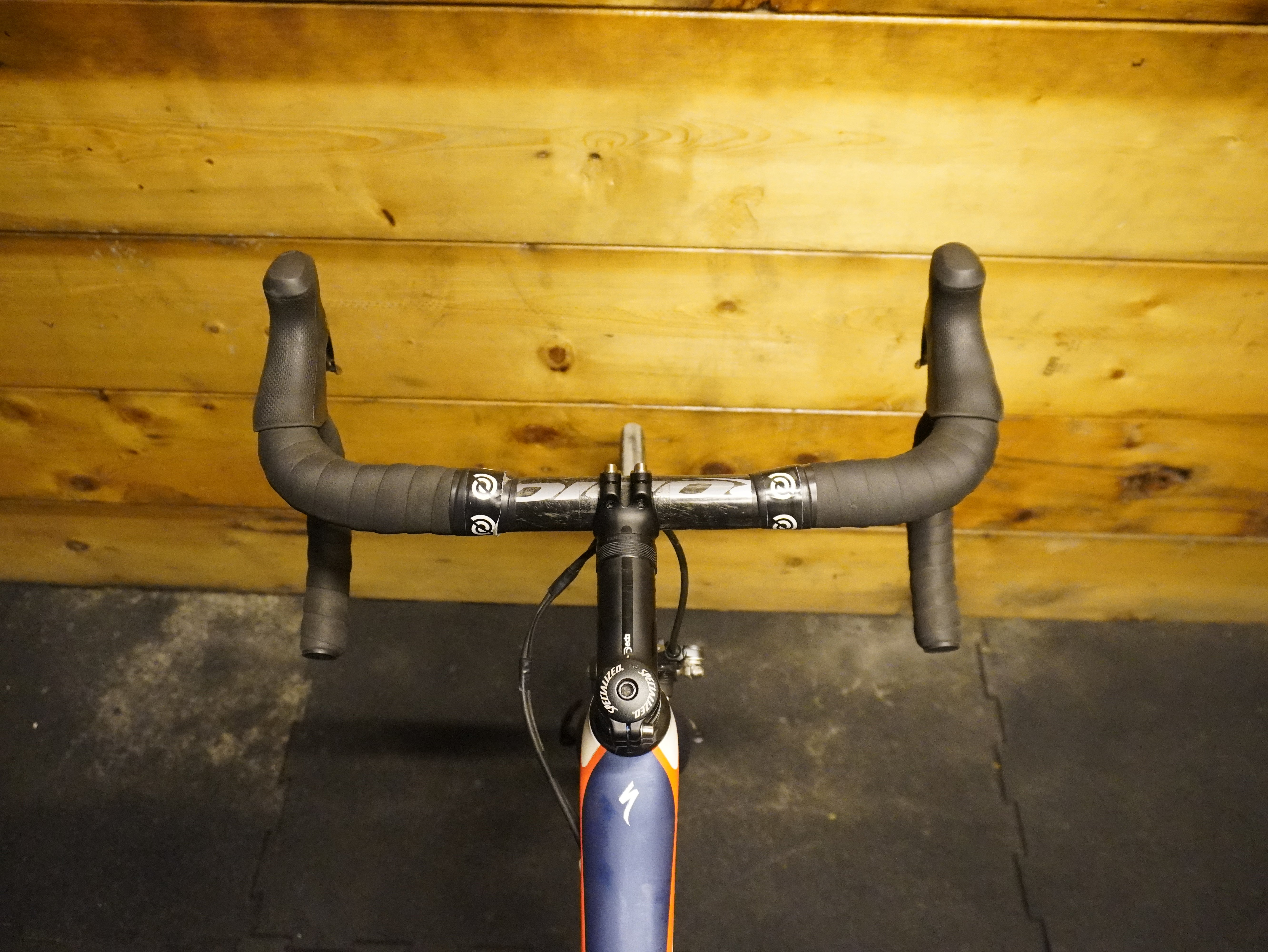 RENT Specialized S-Works Tarmac SL5 Road Bike