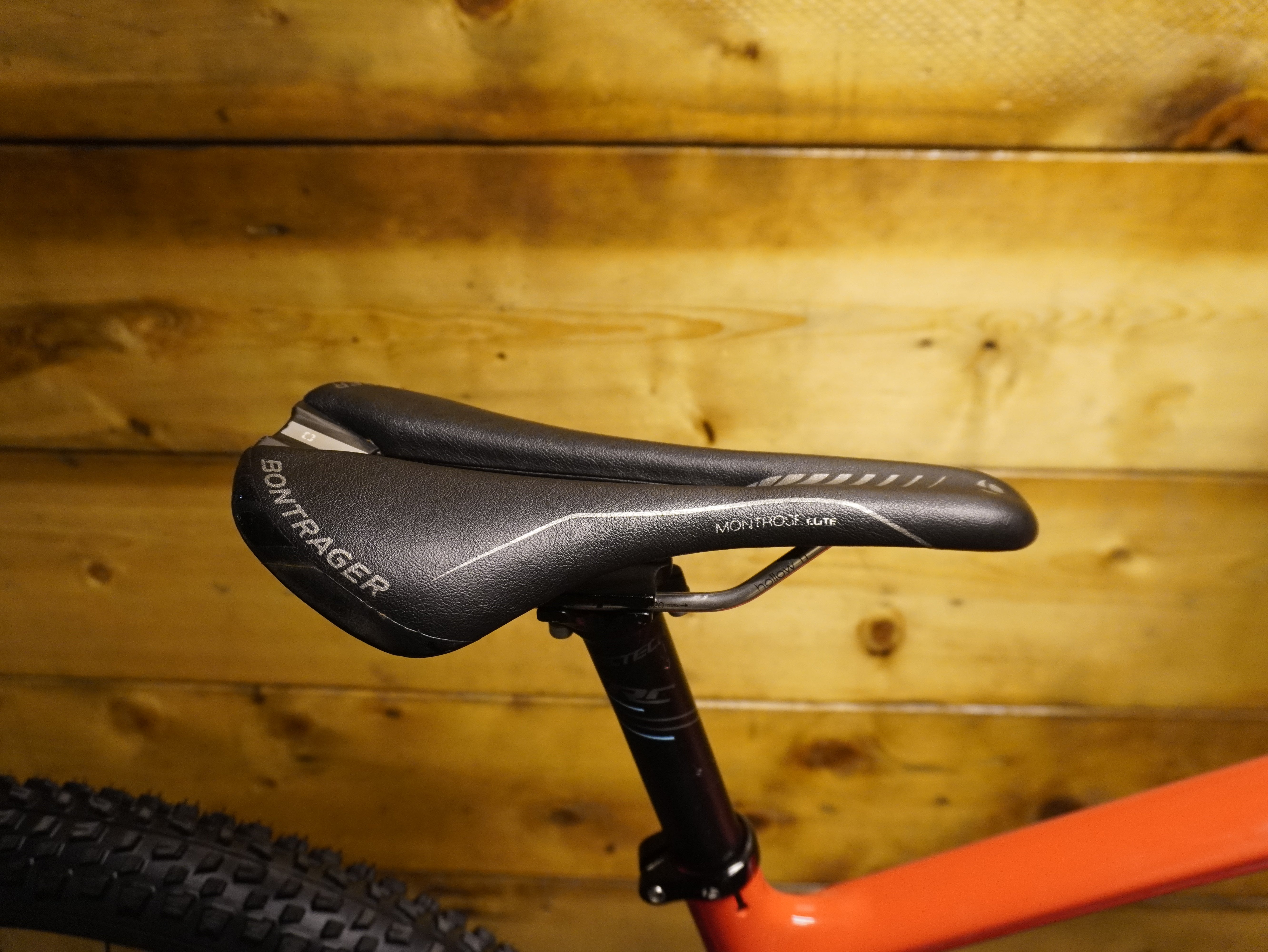 RENT Trek Top Fuel 9 Mountain Bike