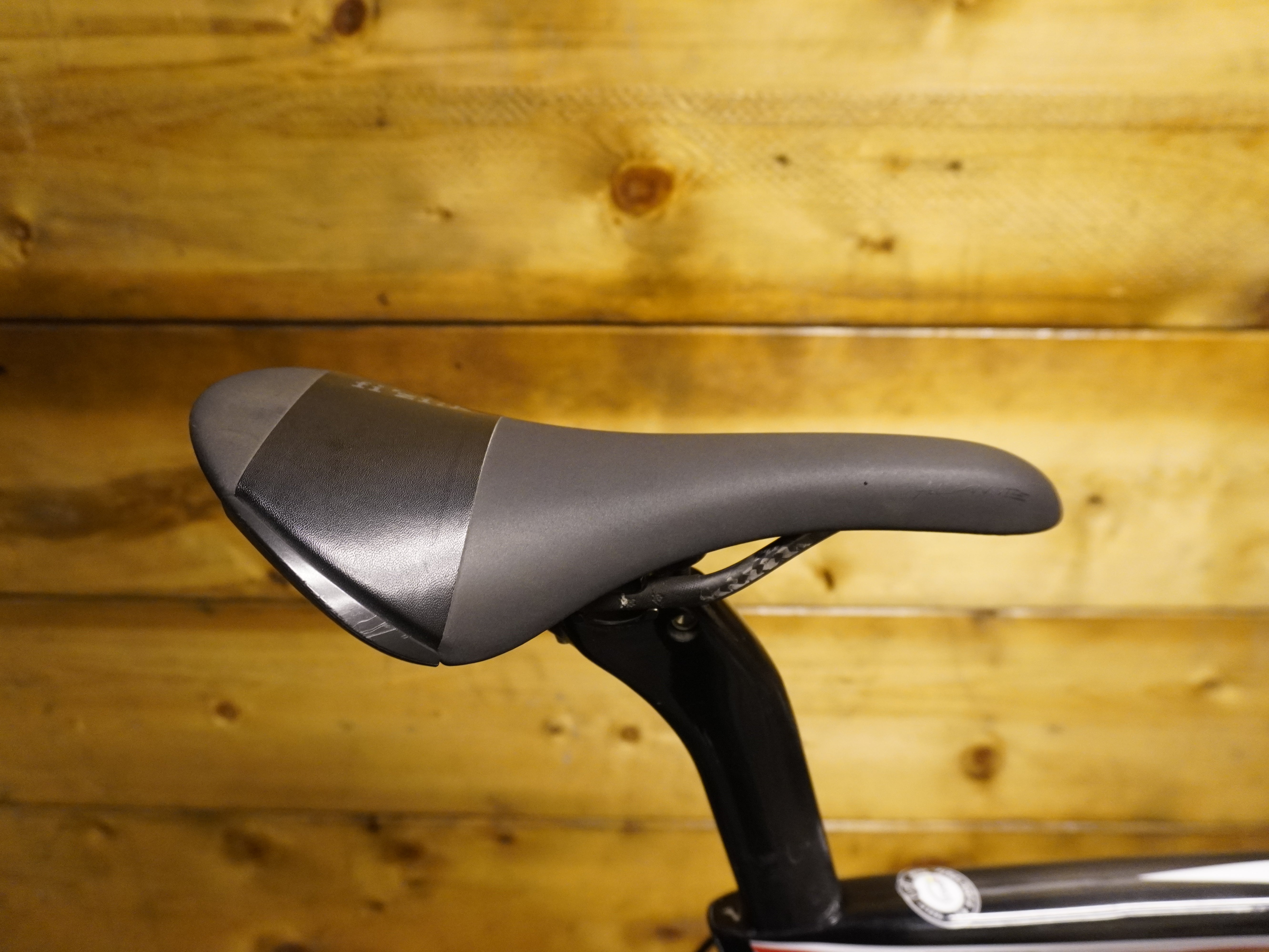 RENT Pinarello Dogma F8 Road Bike