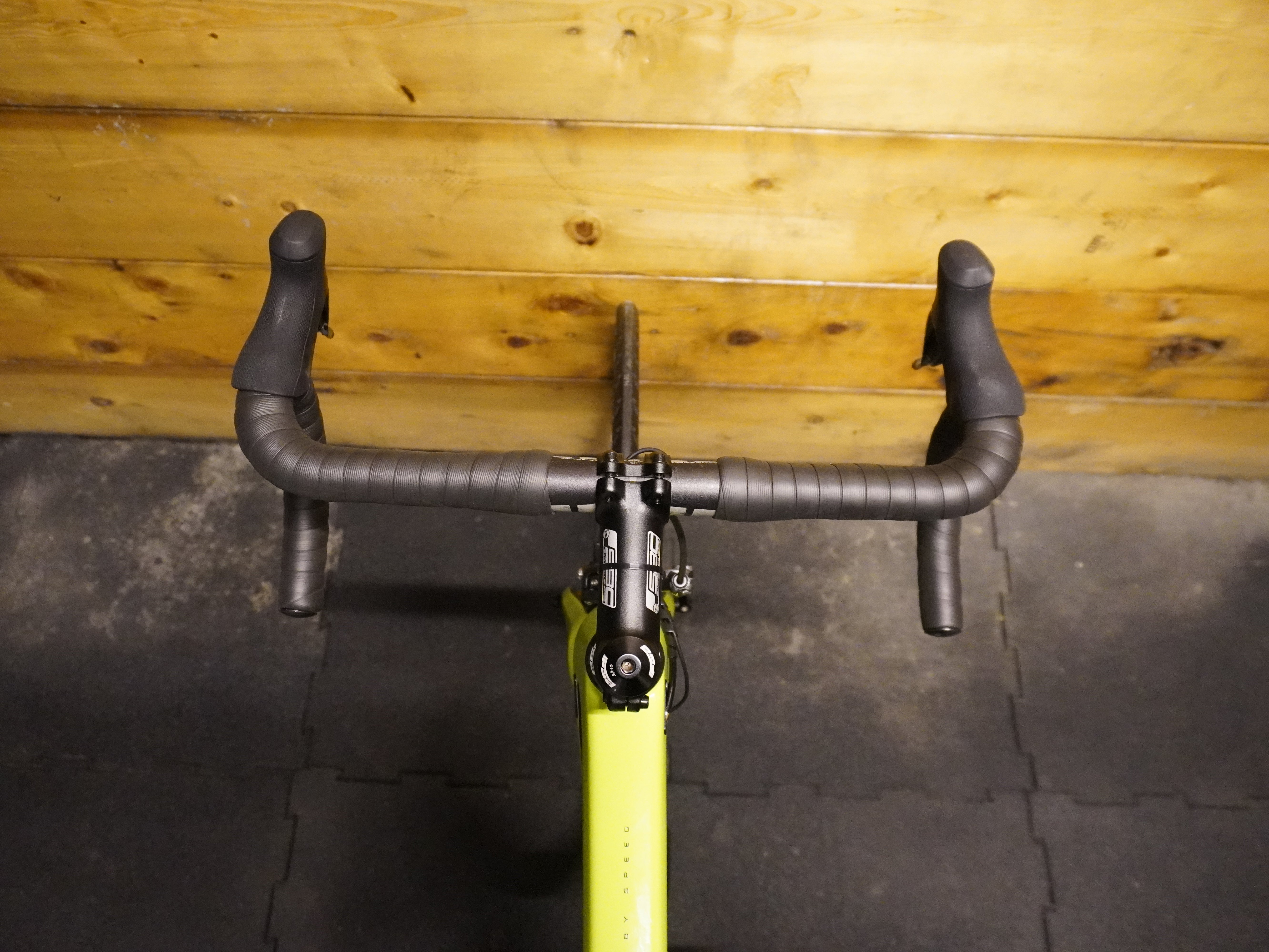 RENT Silverback SBC Concept R2.0 Road Bike