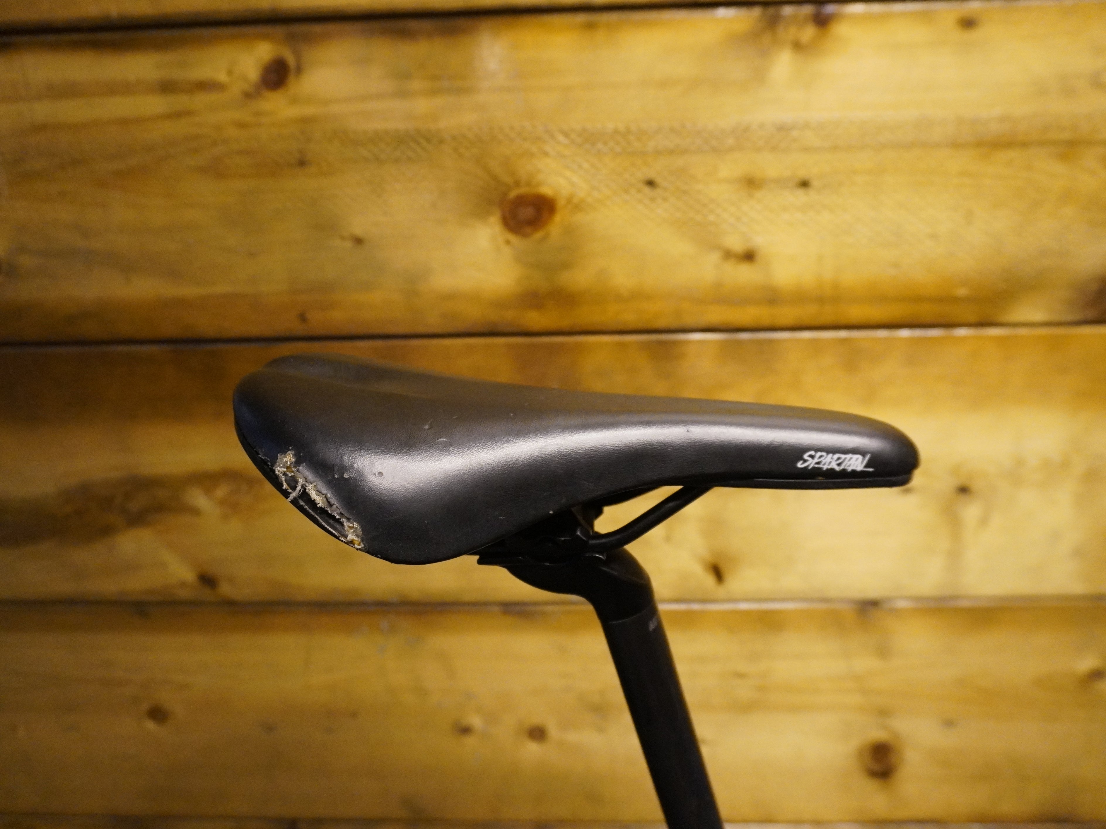 Giant Contend SL 2 Road Bike