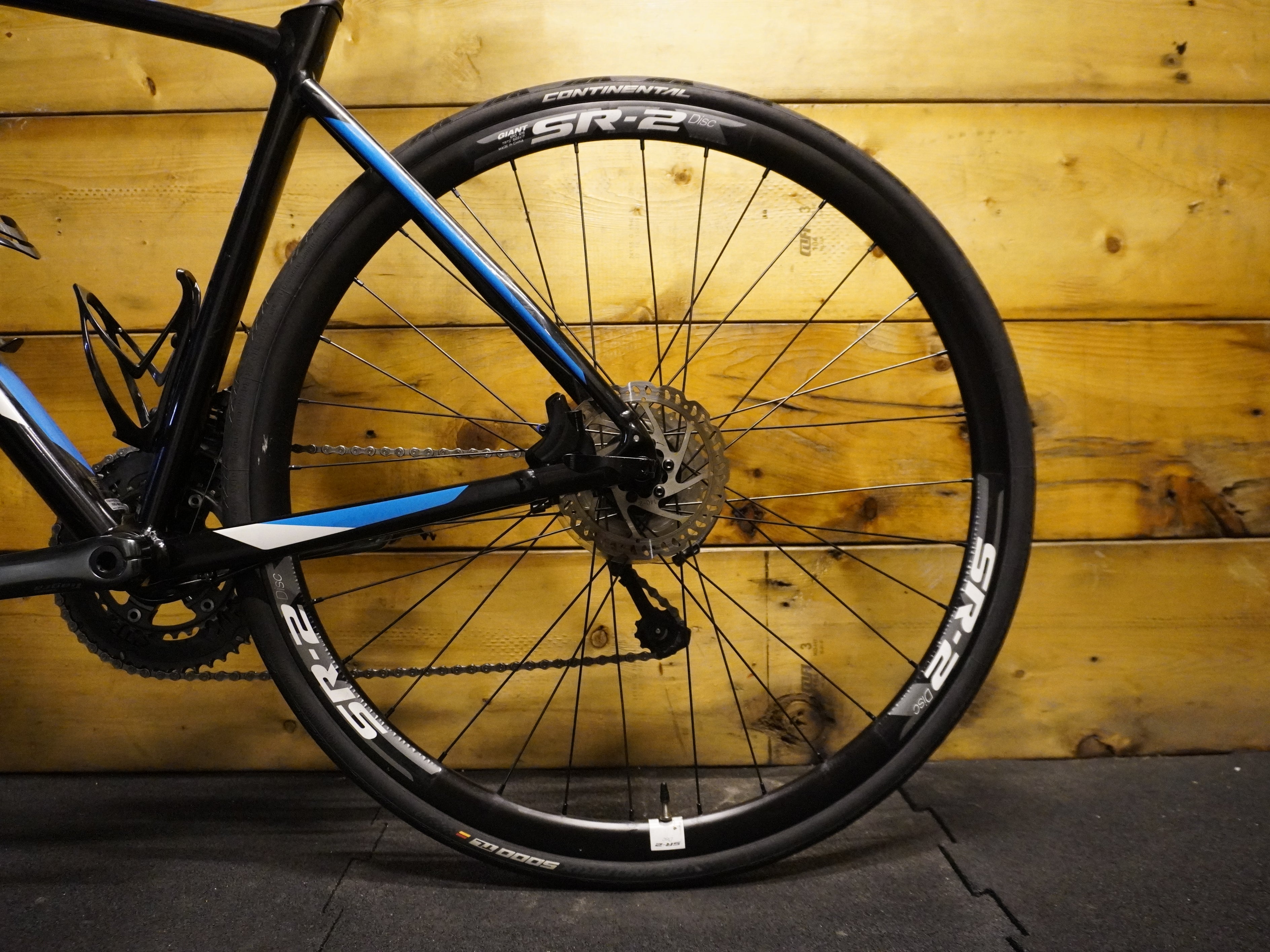 Giant Contend SL 2 Road Bike