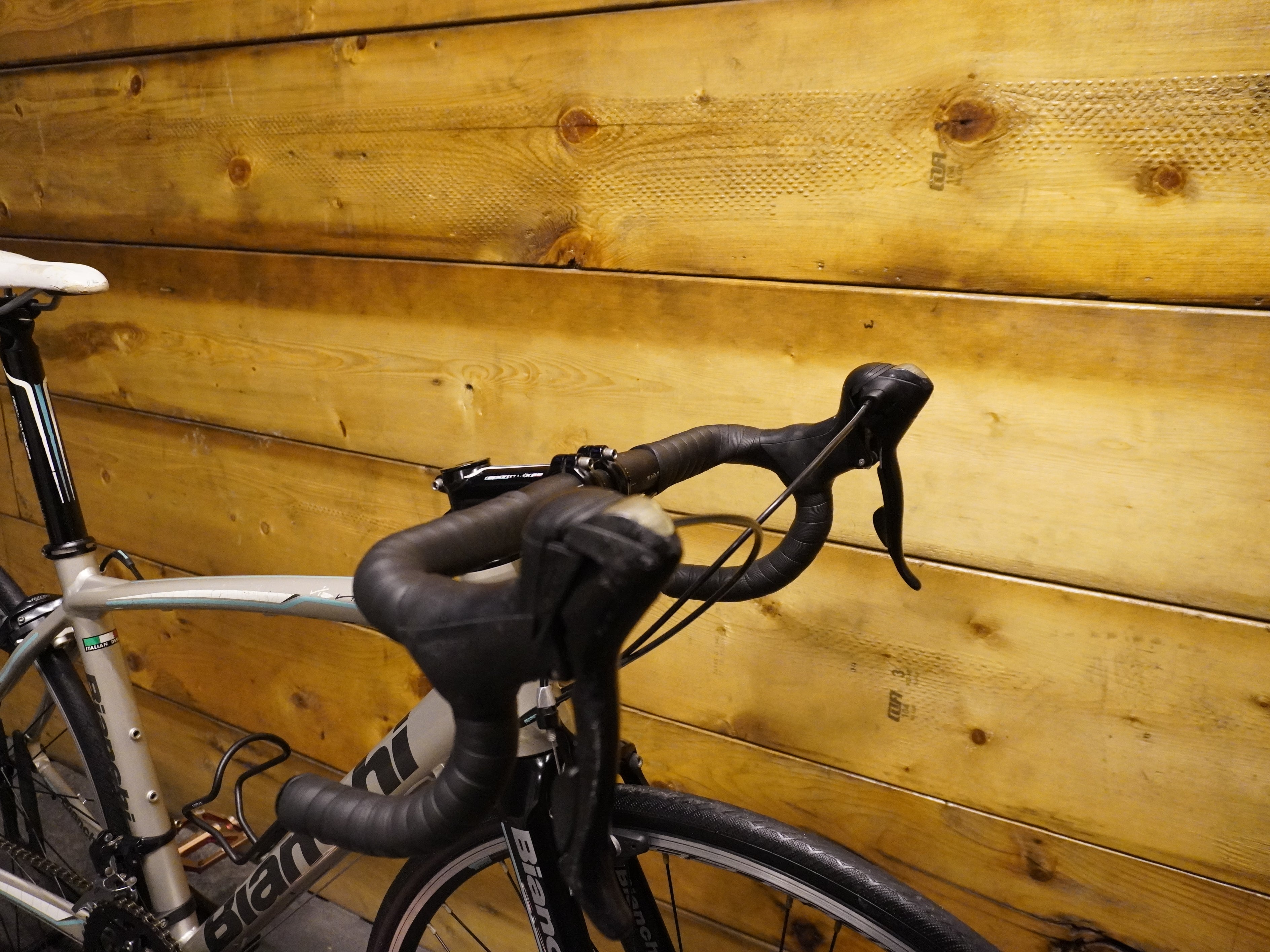 Bianchi Via Nirone Road Bike