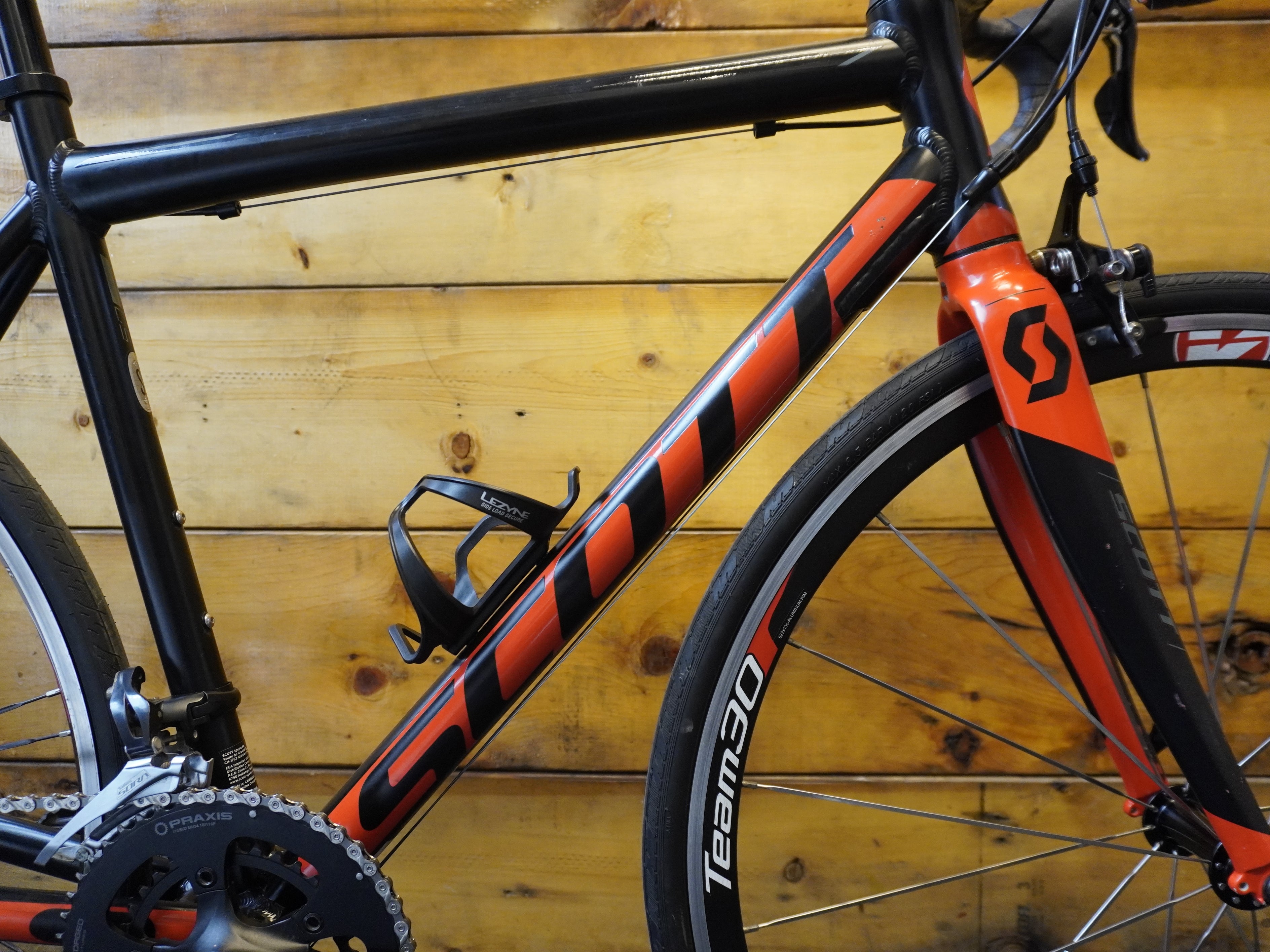 RENT Scott Speedster 50 Road Bike