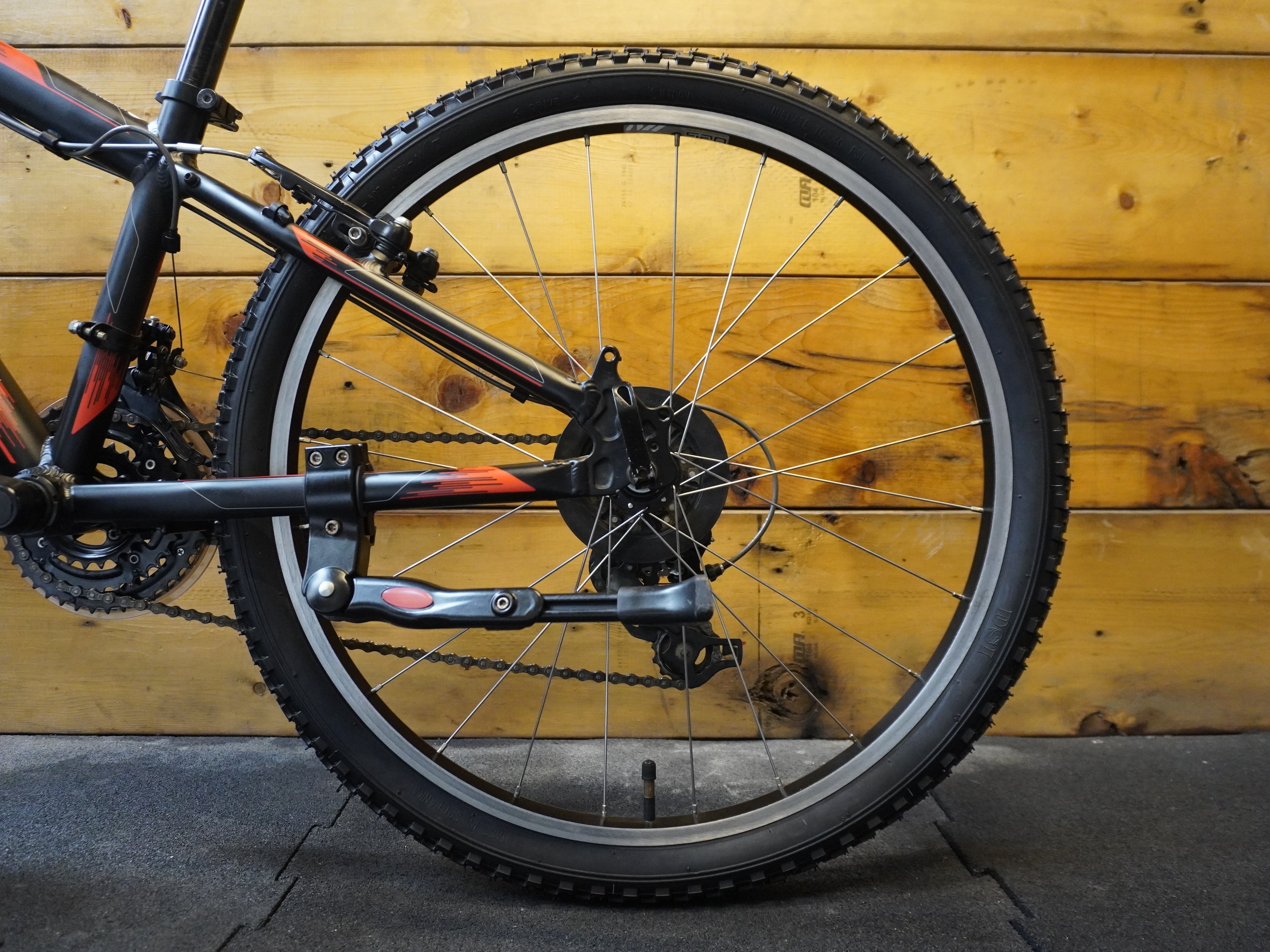 RENT Silverback Spyke 24" Kids Bike