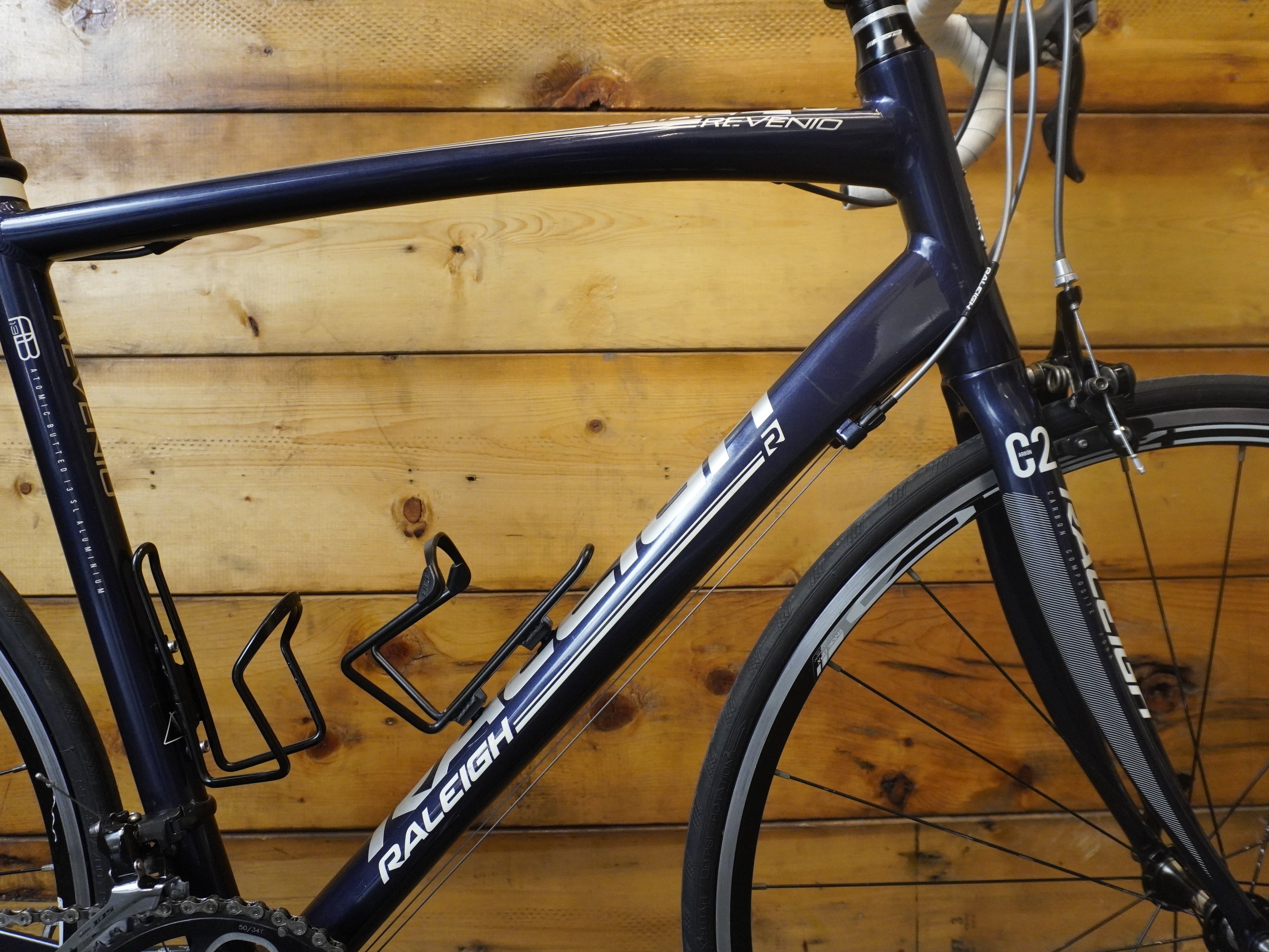 RENT Raleigh Revenio 3 Road Bike