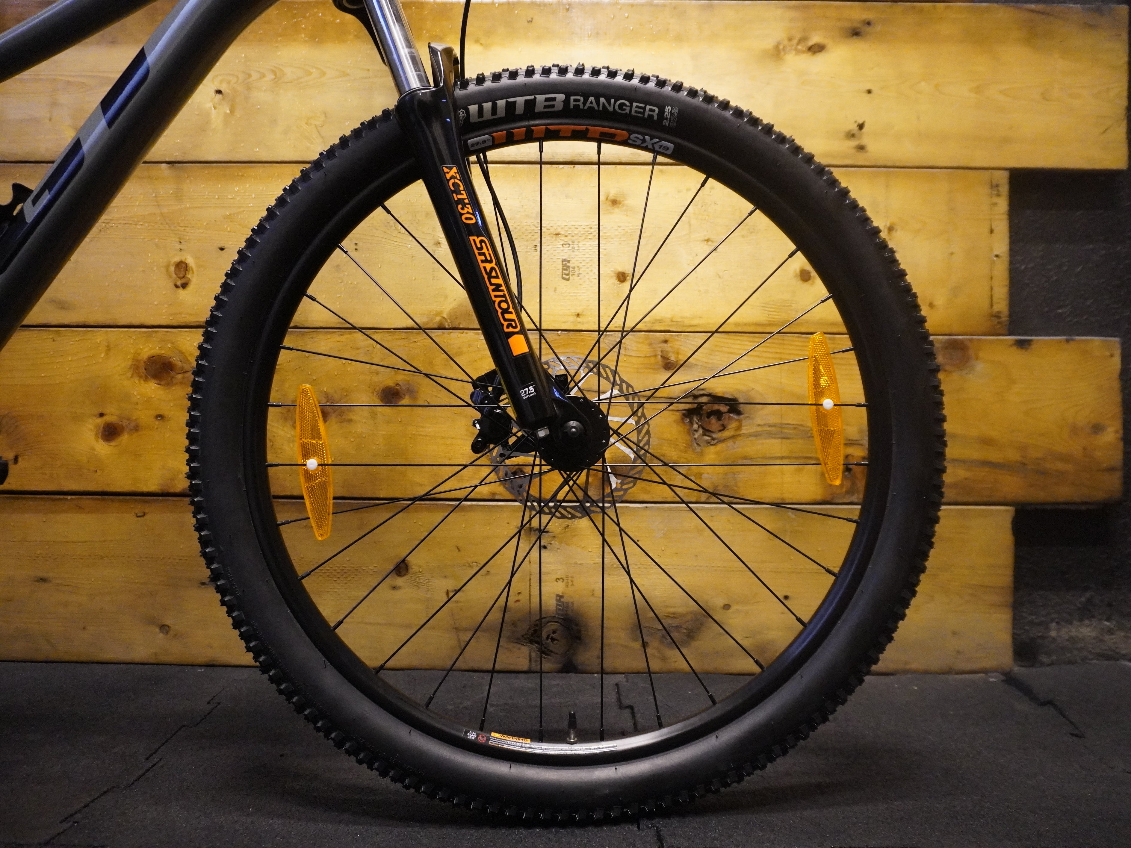 GT Avalanche Sport Mountain Bike