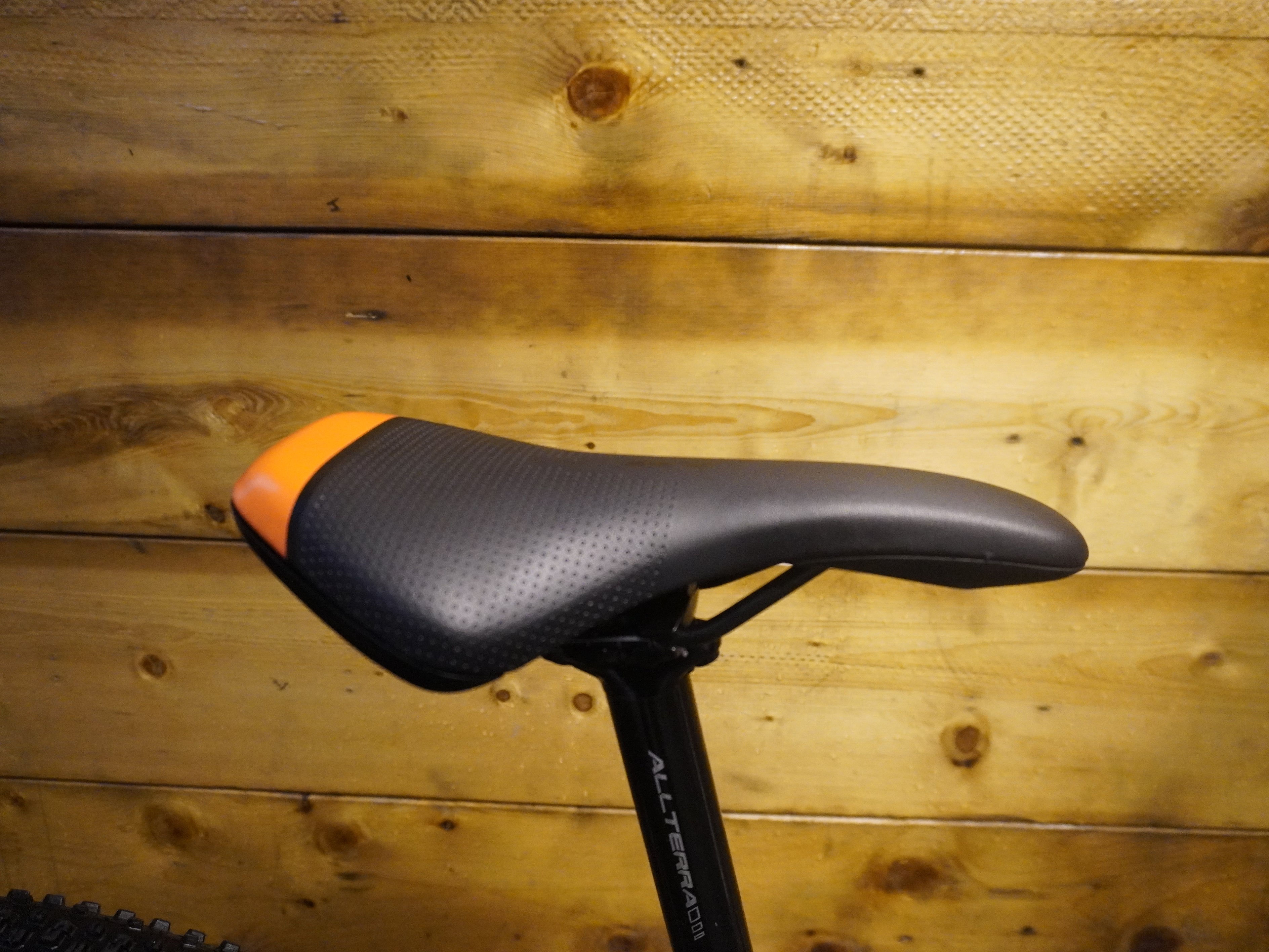 GT Avalanche Sport Mountain Bike