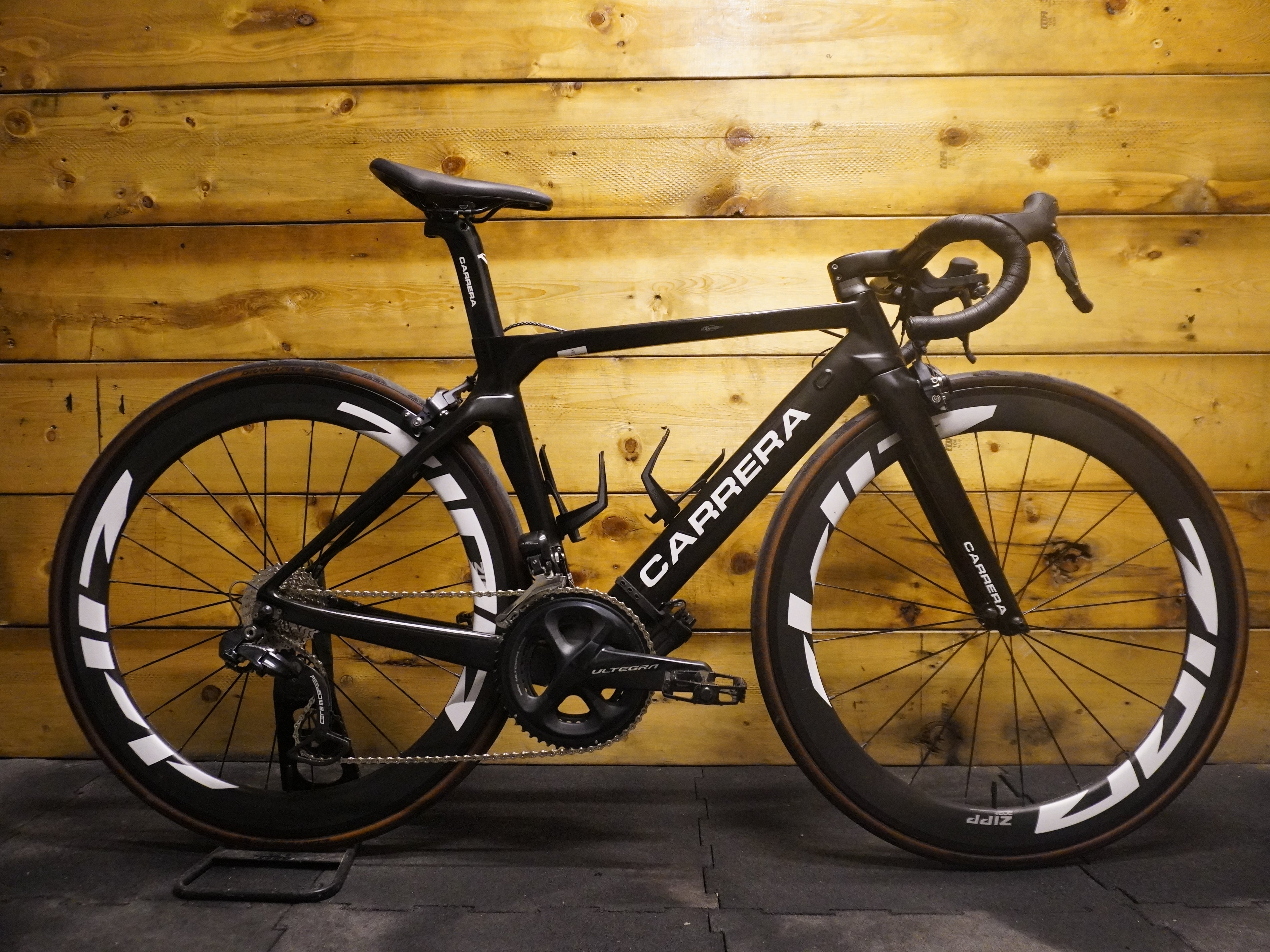 RENT Carrera Erakle Air Road Bike
