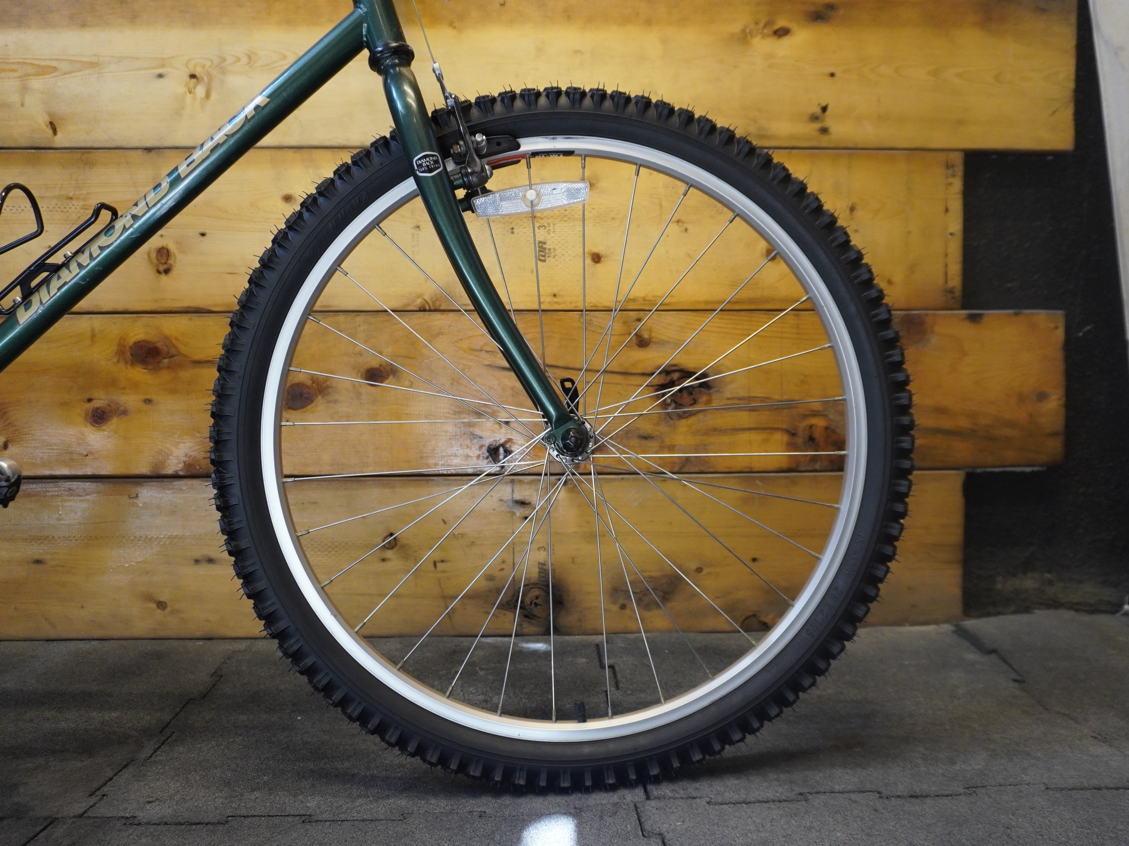 Diamond Back Ascent Hybrid Bike