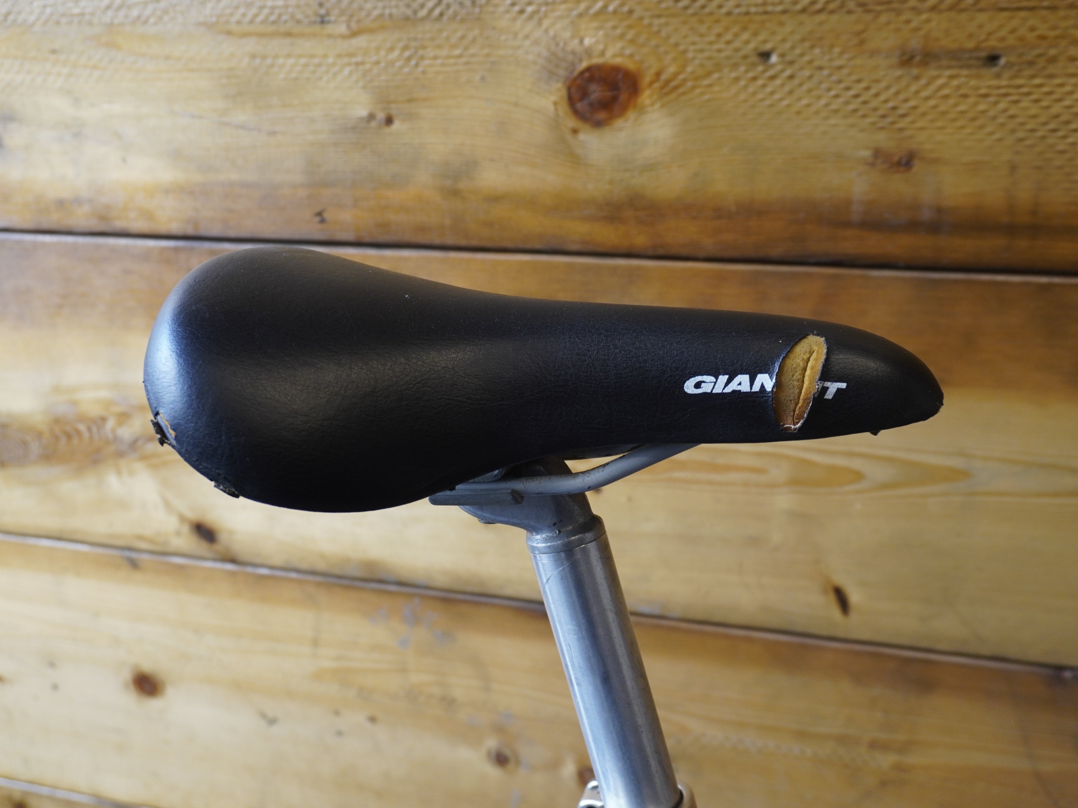 Giant Chinook 7 Hybrid Bike