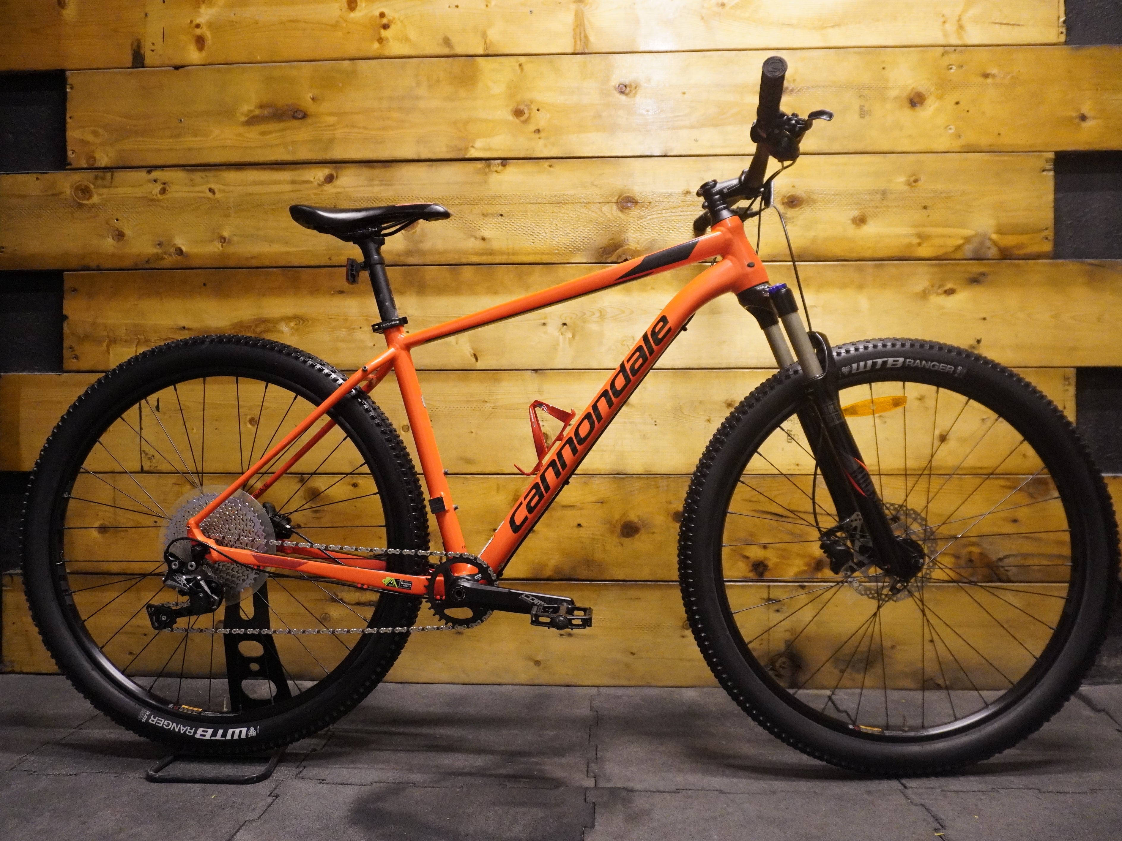 Cannondale Trail 3 Mountain Bike