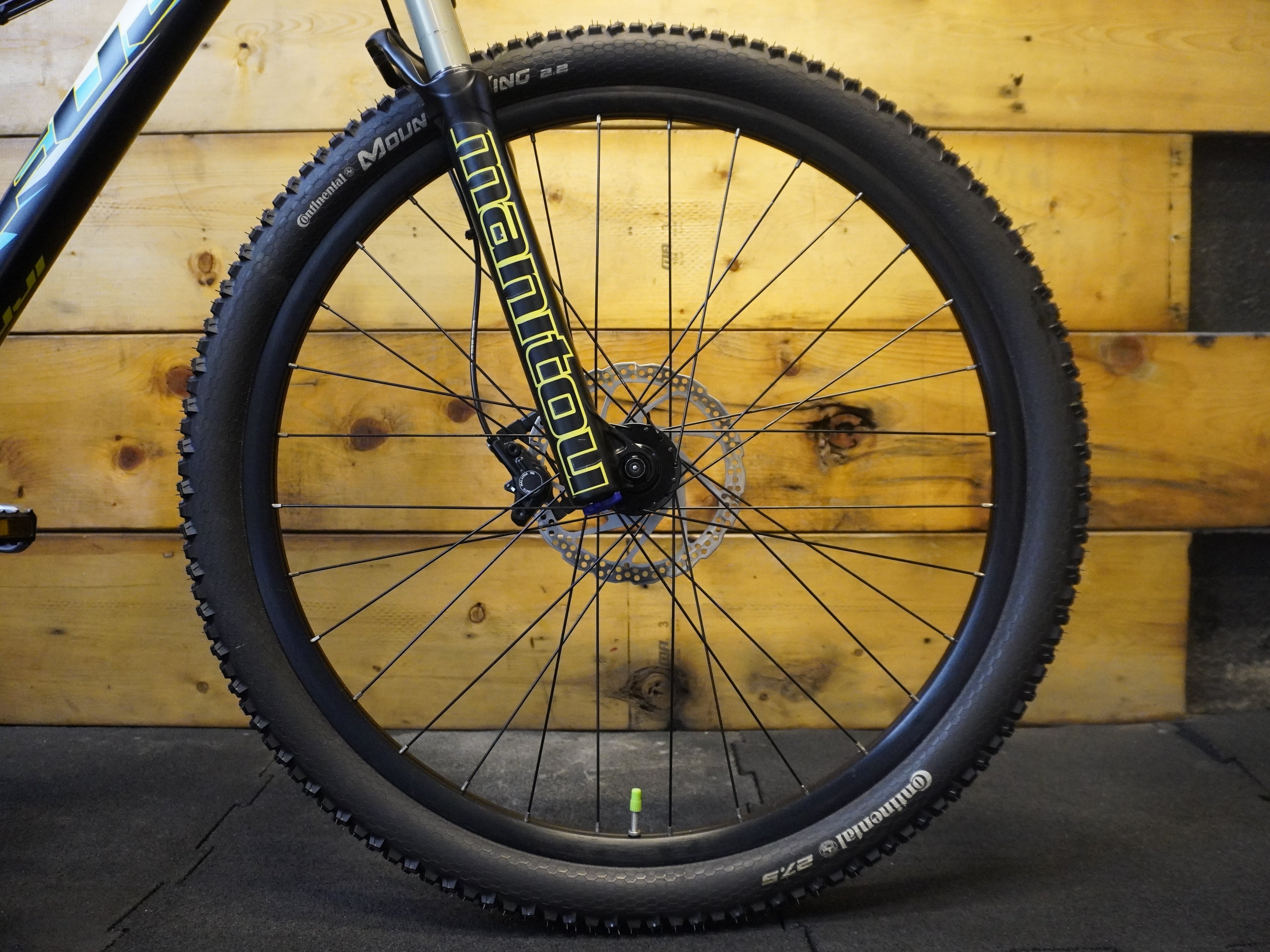 Fuji Tahoe Elite Mountain Bike