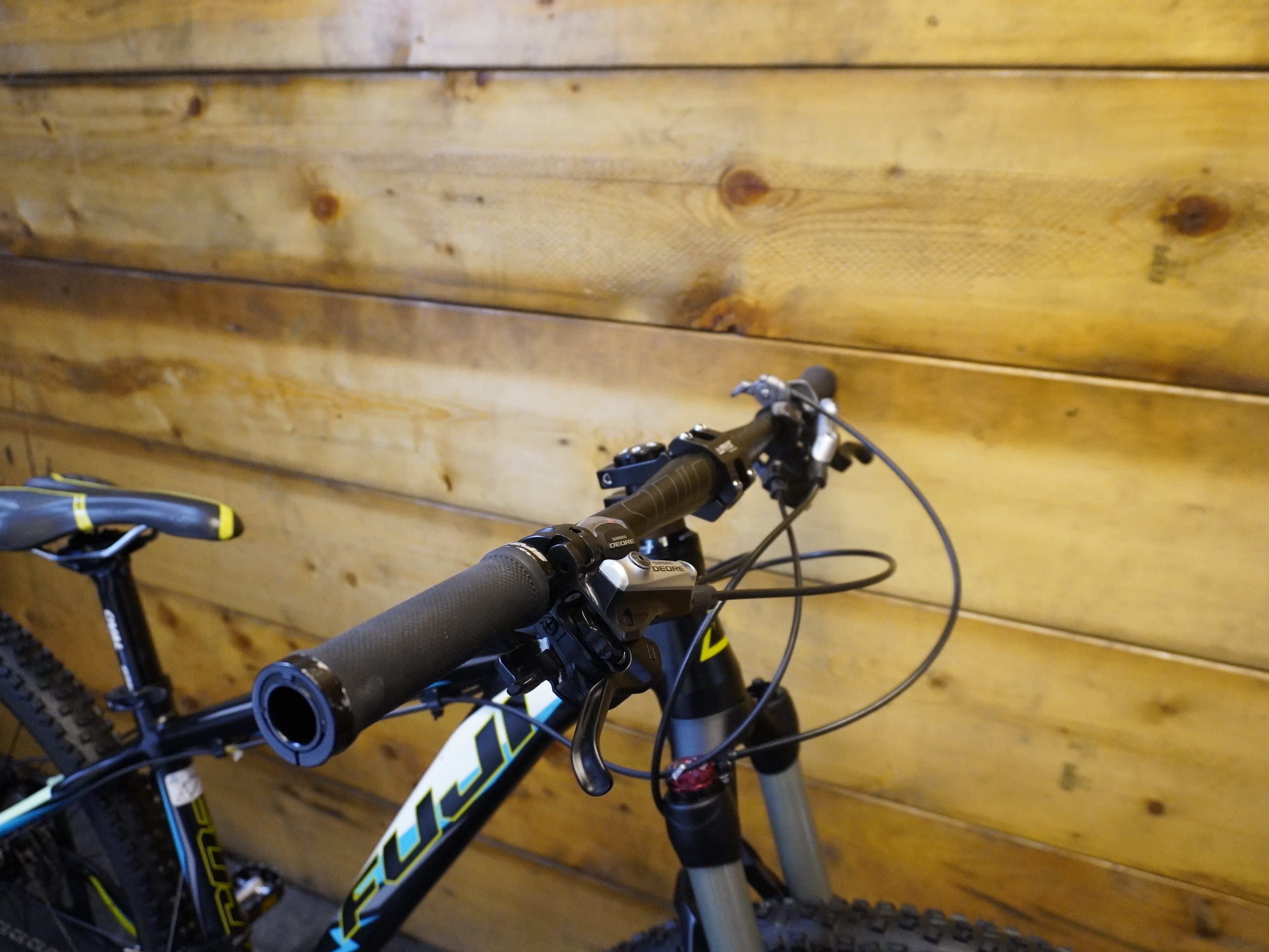 Fuji Tahoe Elite Mountain Bike