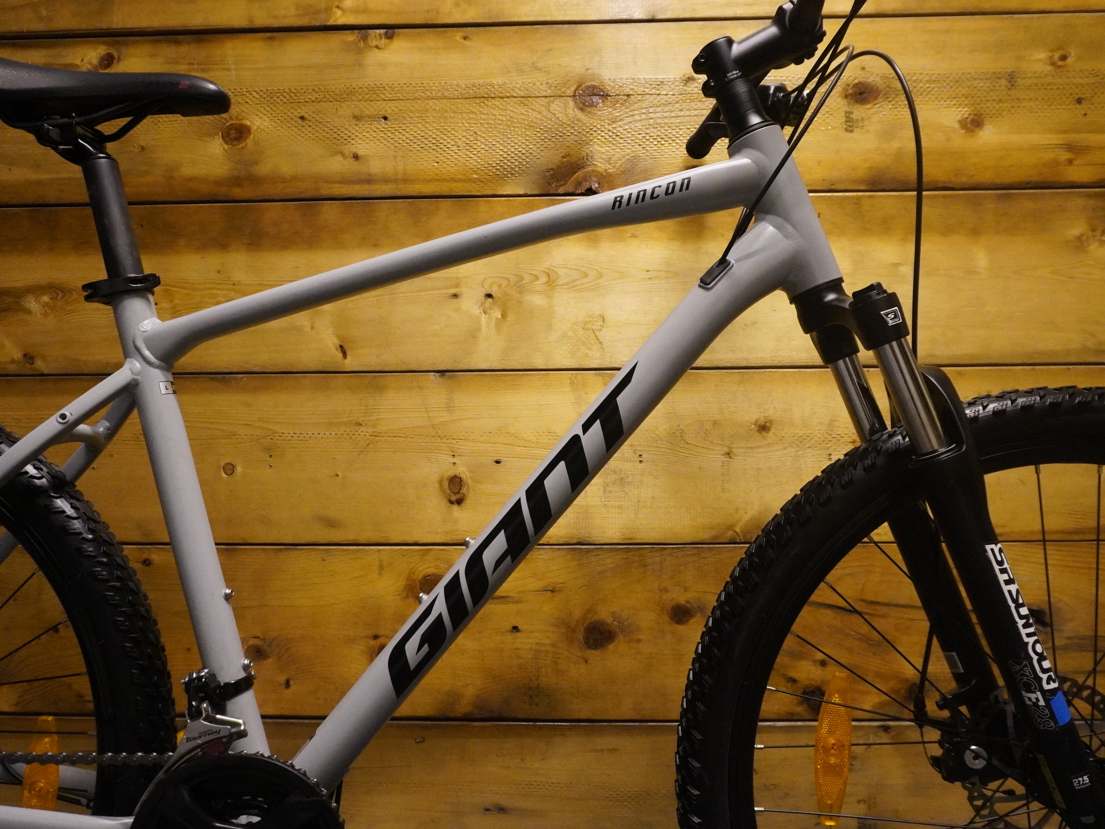 Giant Rincon 2 Mountain Bike
