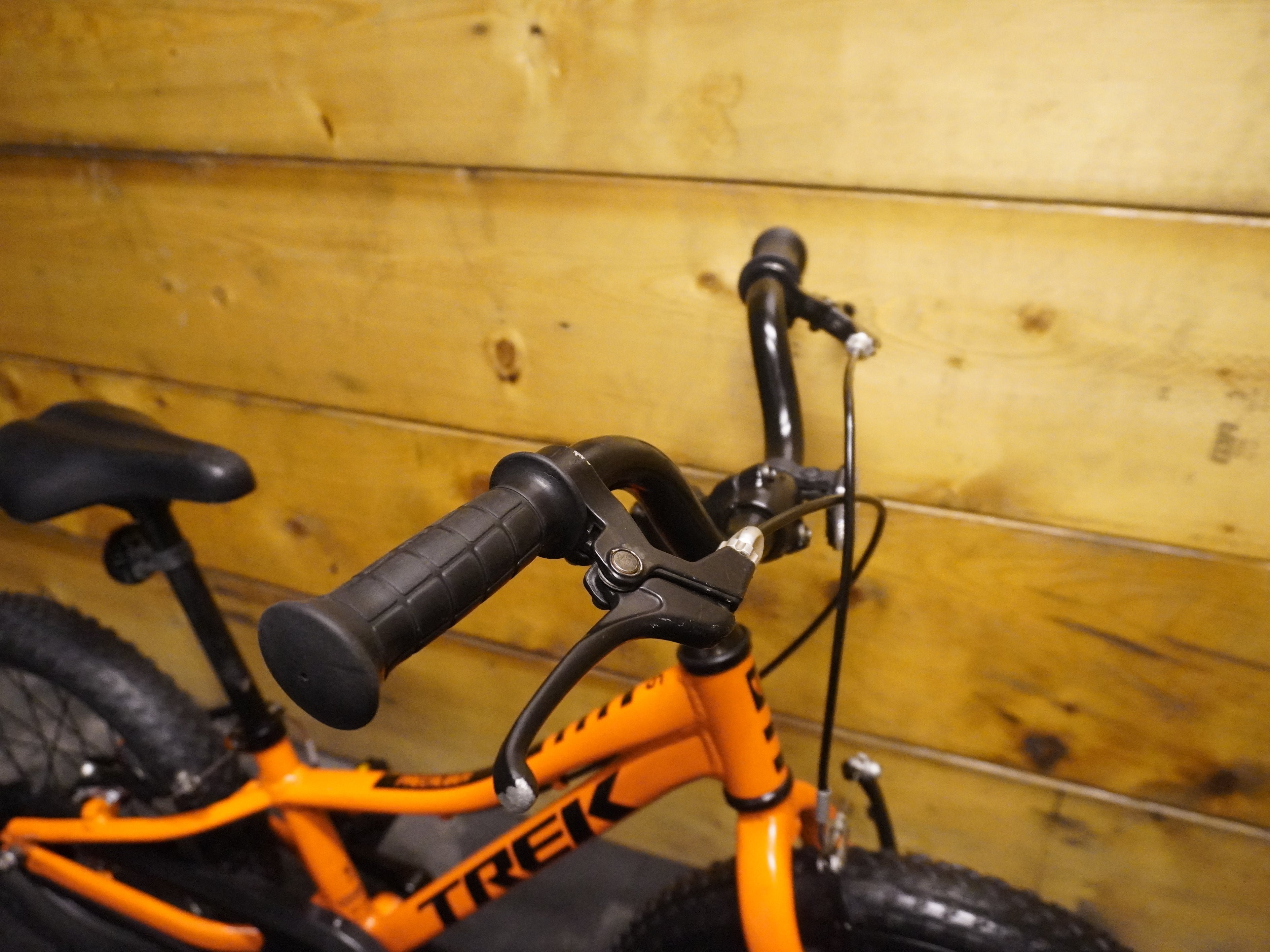 Trek Precaliber 16 Kids Bike