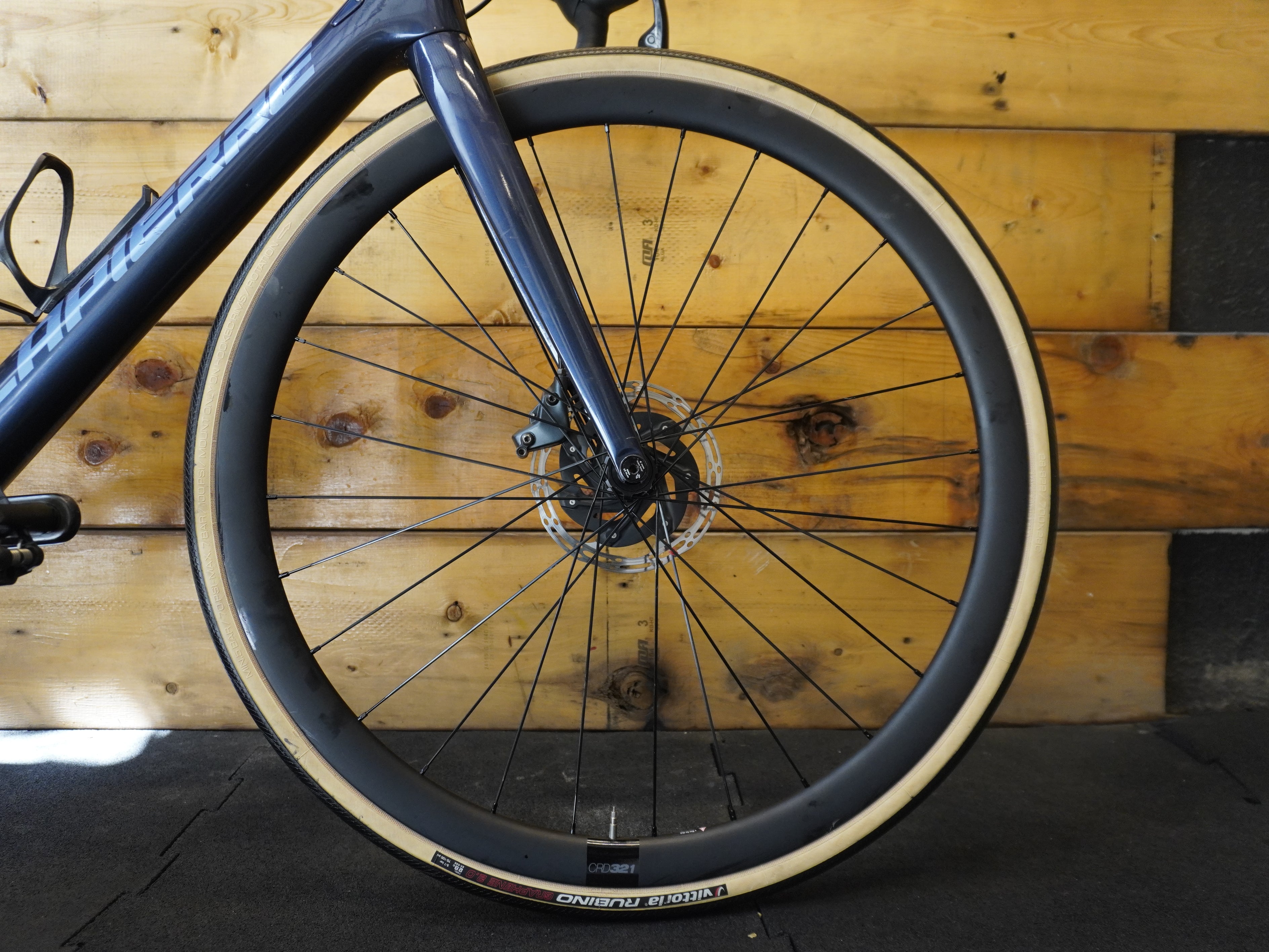 Lapierre Xelius SL 700 disc Road Bike