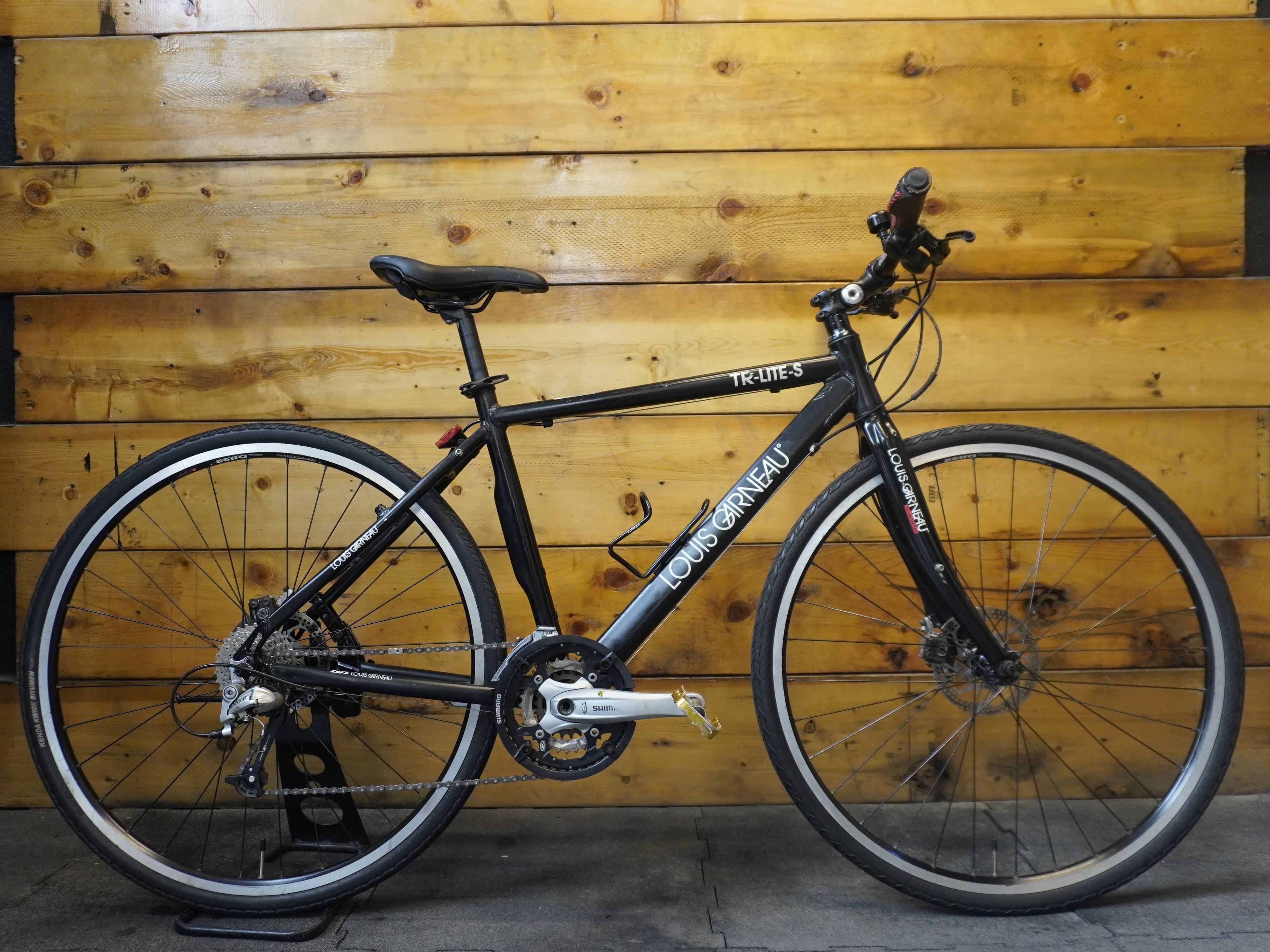 RENT Louis Garneau TR-Lite-S Hybrid bike