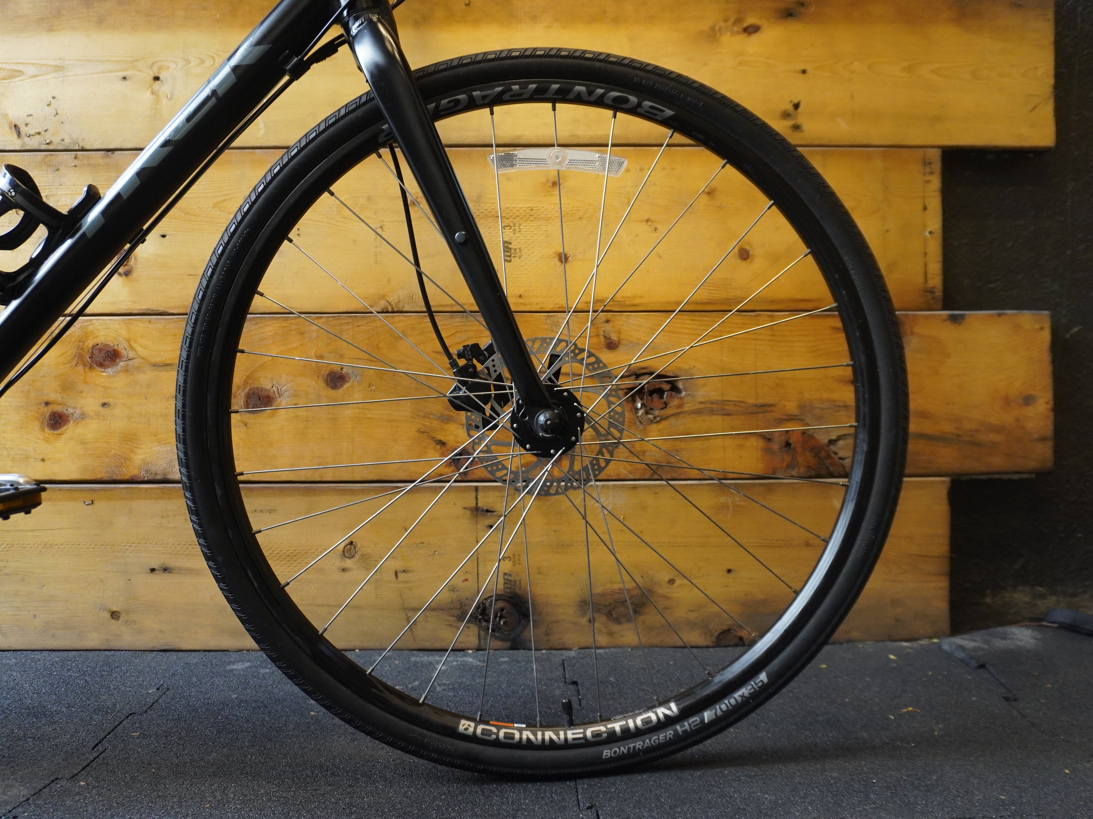 Trek FX2 Hybrid Bike