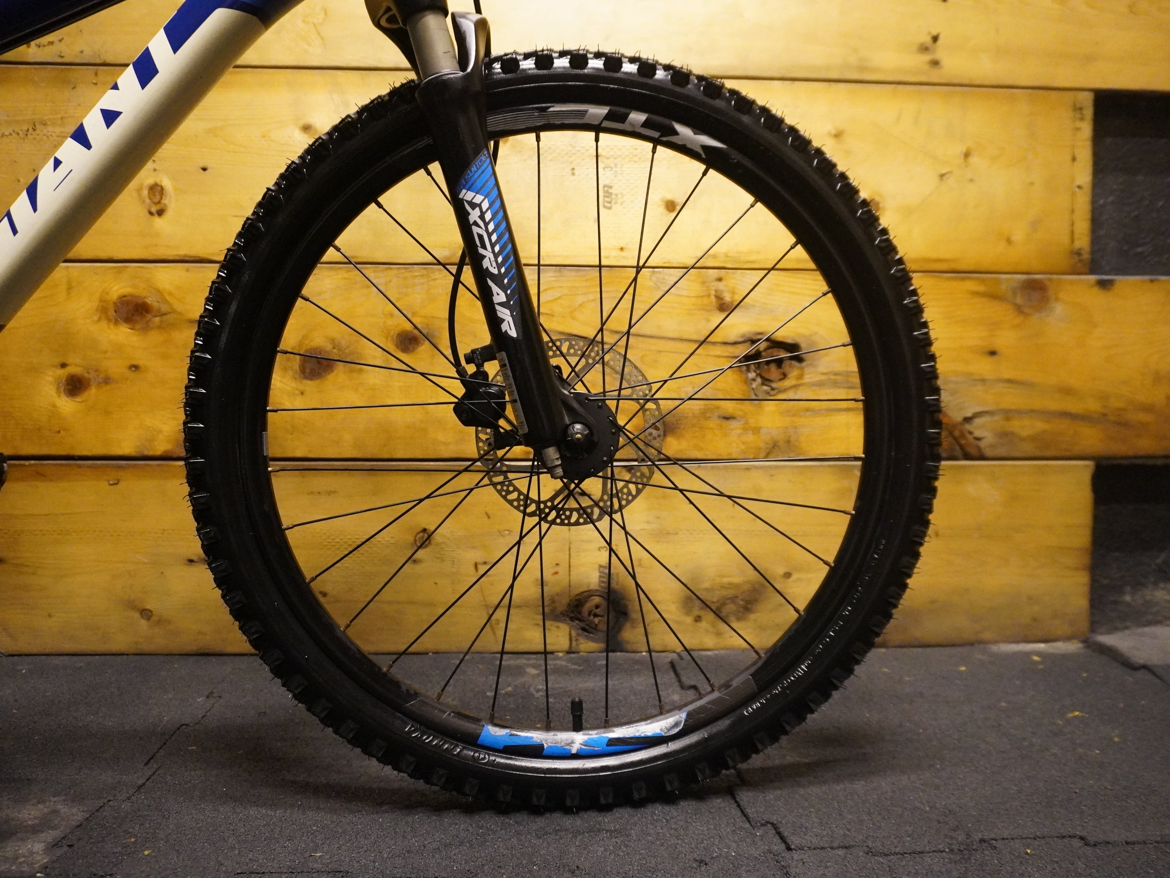 RENT Giant XTC Sl Jr 24 kids Bike