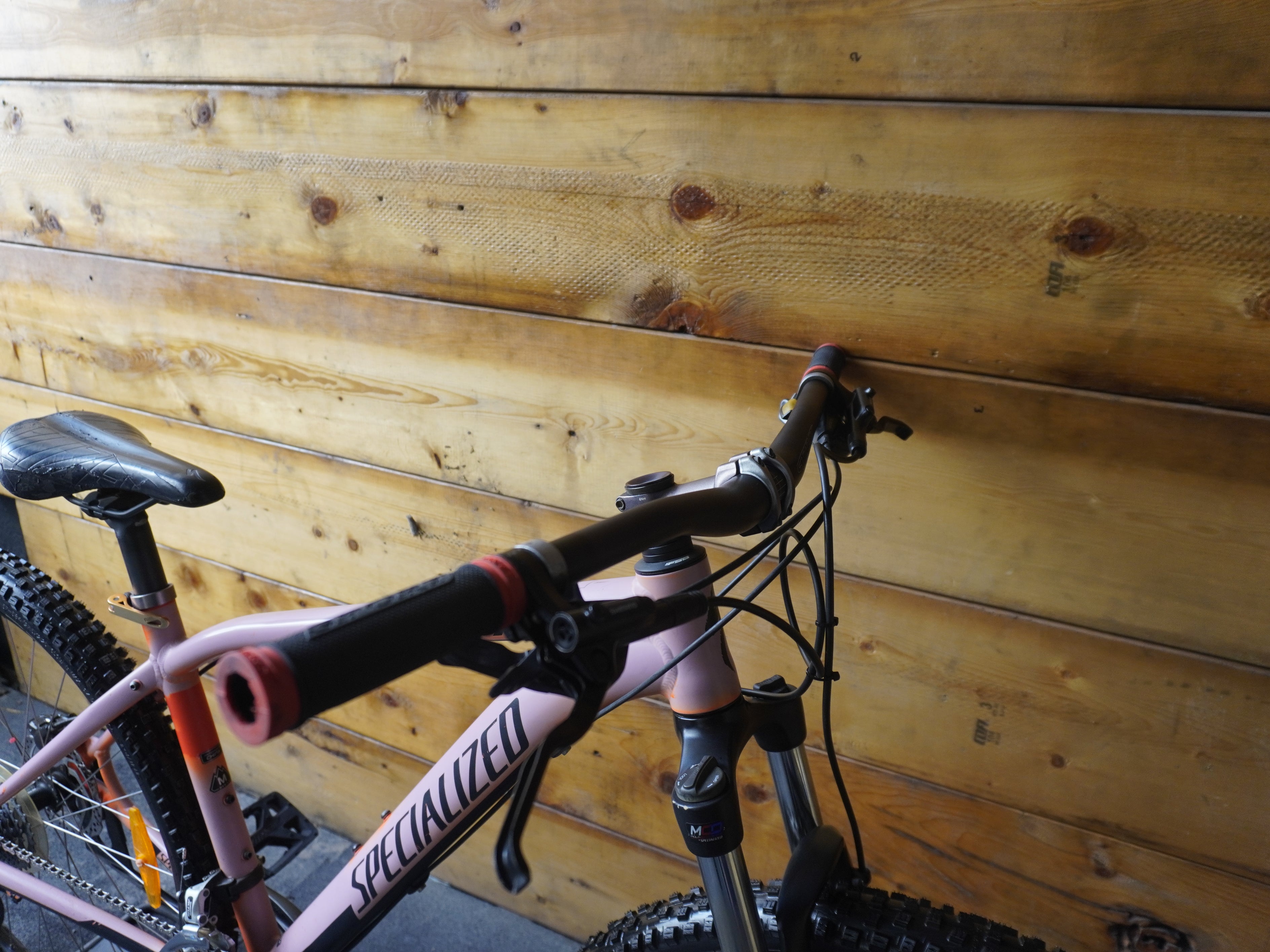 RENT Specialized Pitch Mountain Bike