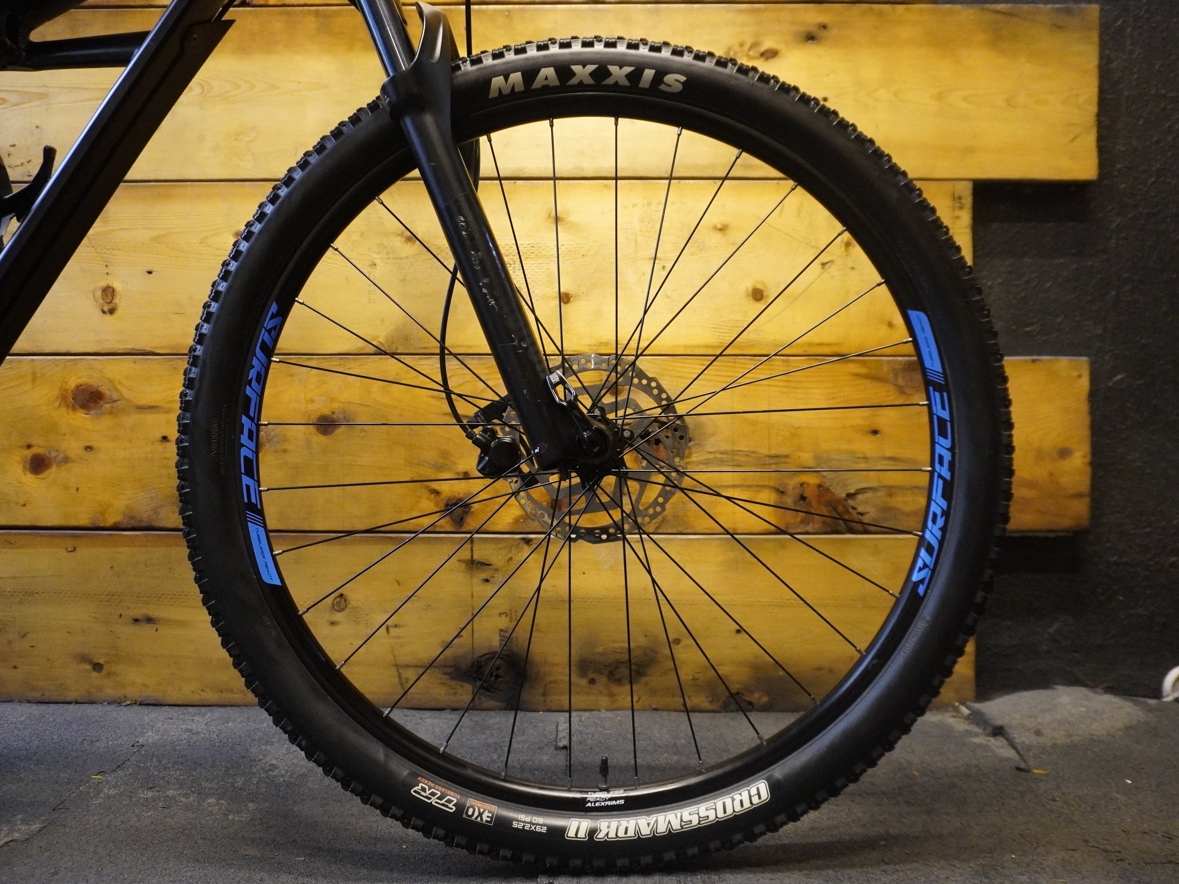 RENT Silverback Stratos 5.0 Mountain Bike