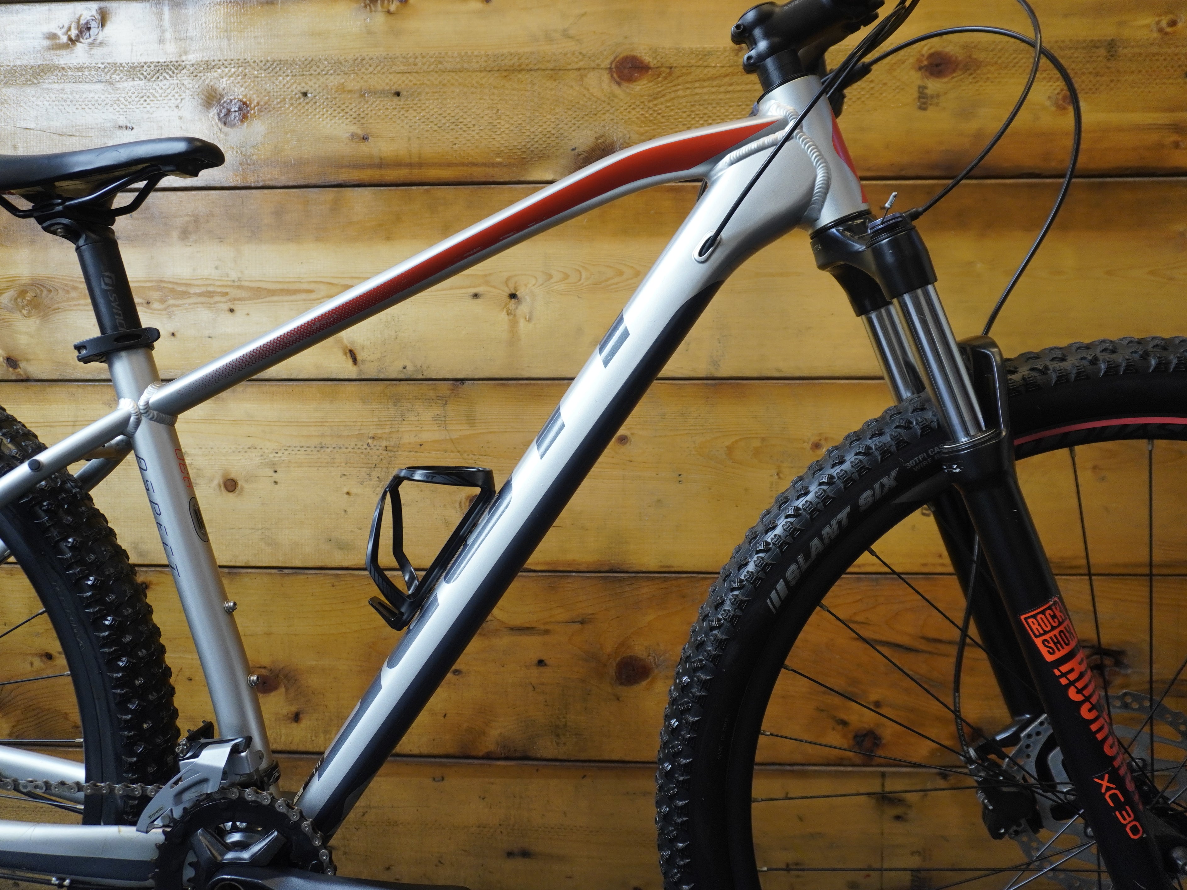 RENT Scott Aspect 930 Mountain Bike