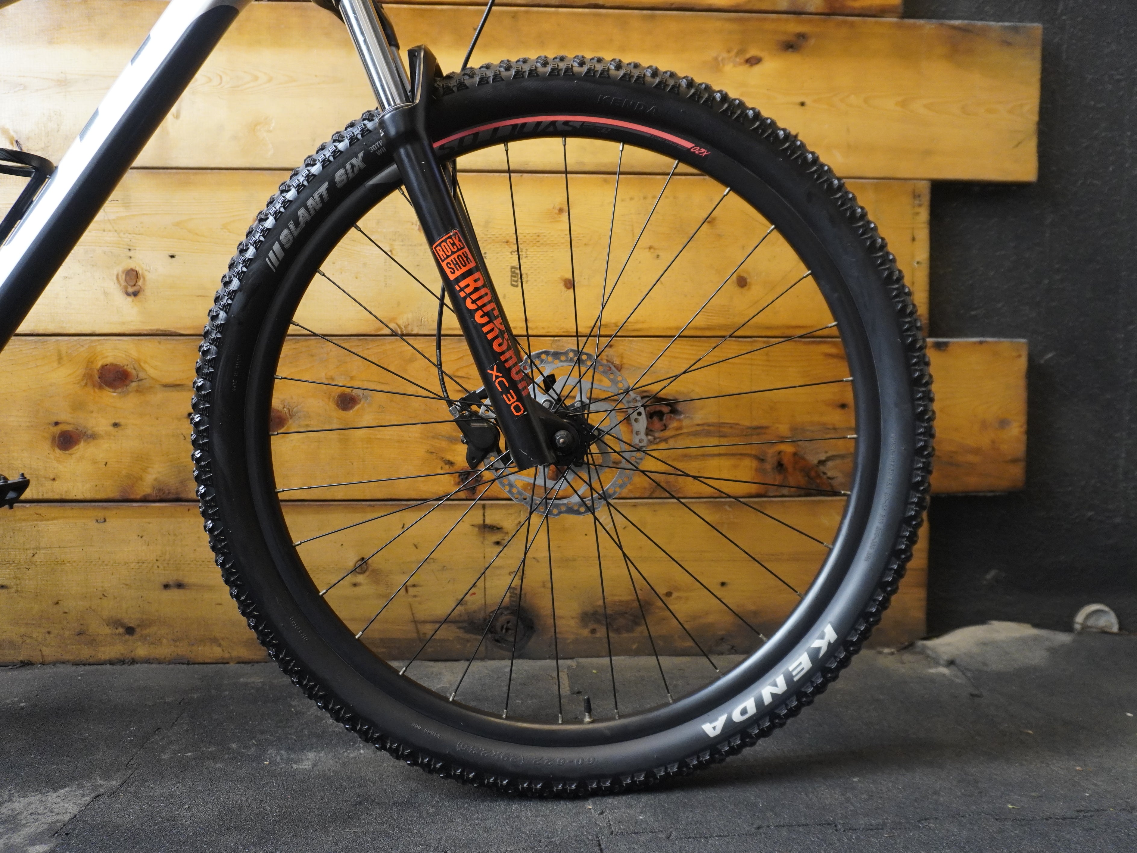 RENT Scott Aspect 930 Mountain Bike